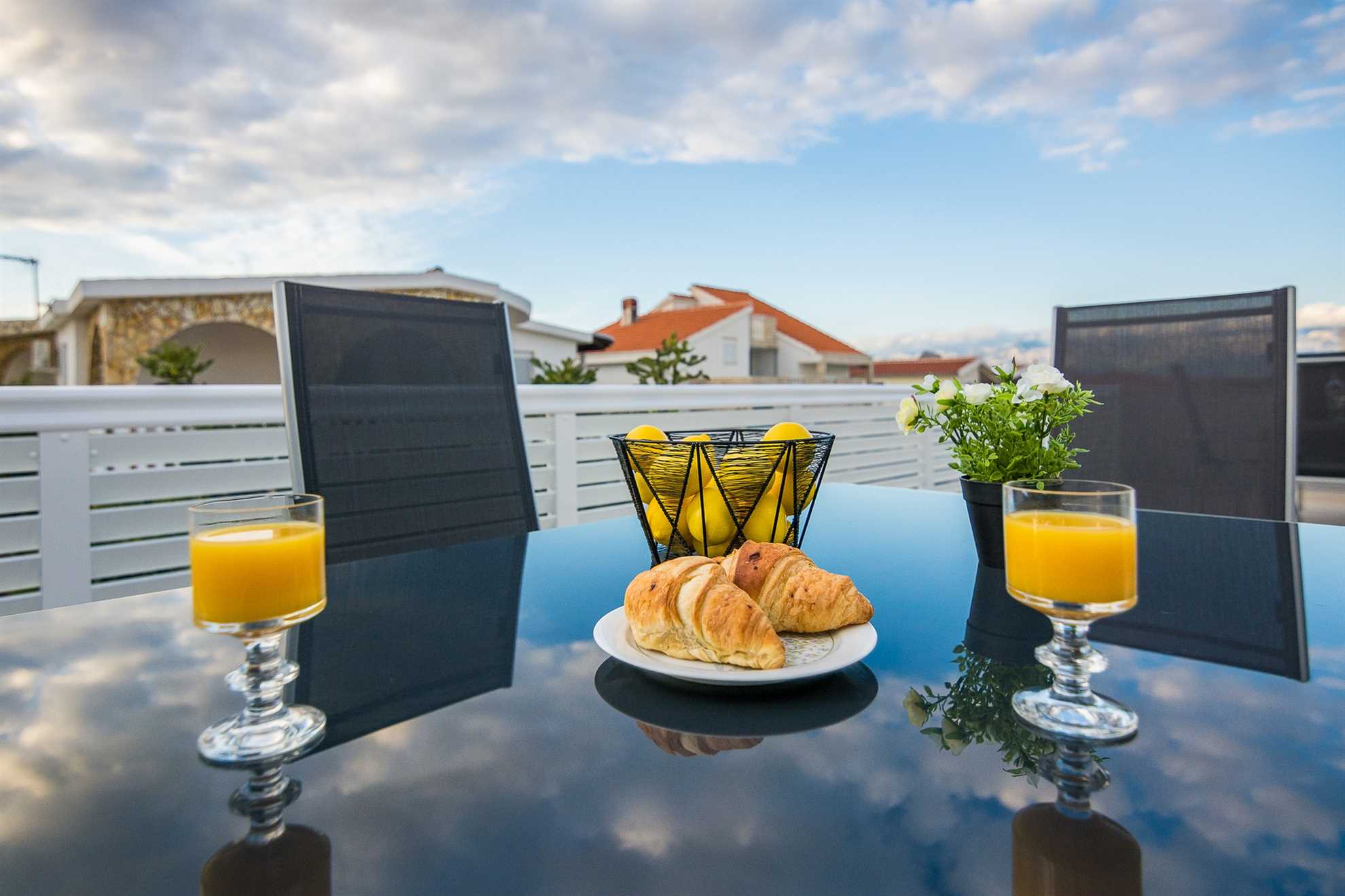 3 stars apartment just 70 m from beach | air conditioning, Wi-Fi, satellite tv | for 2-4 persons