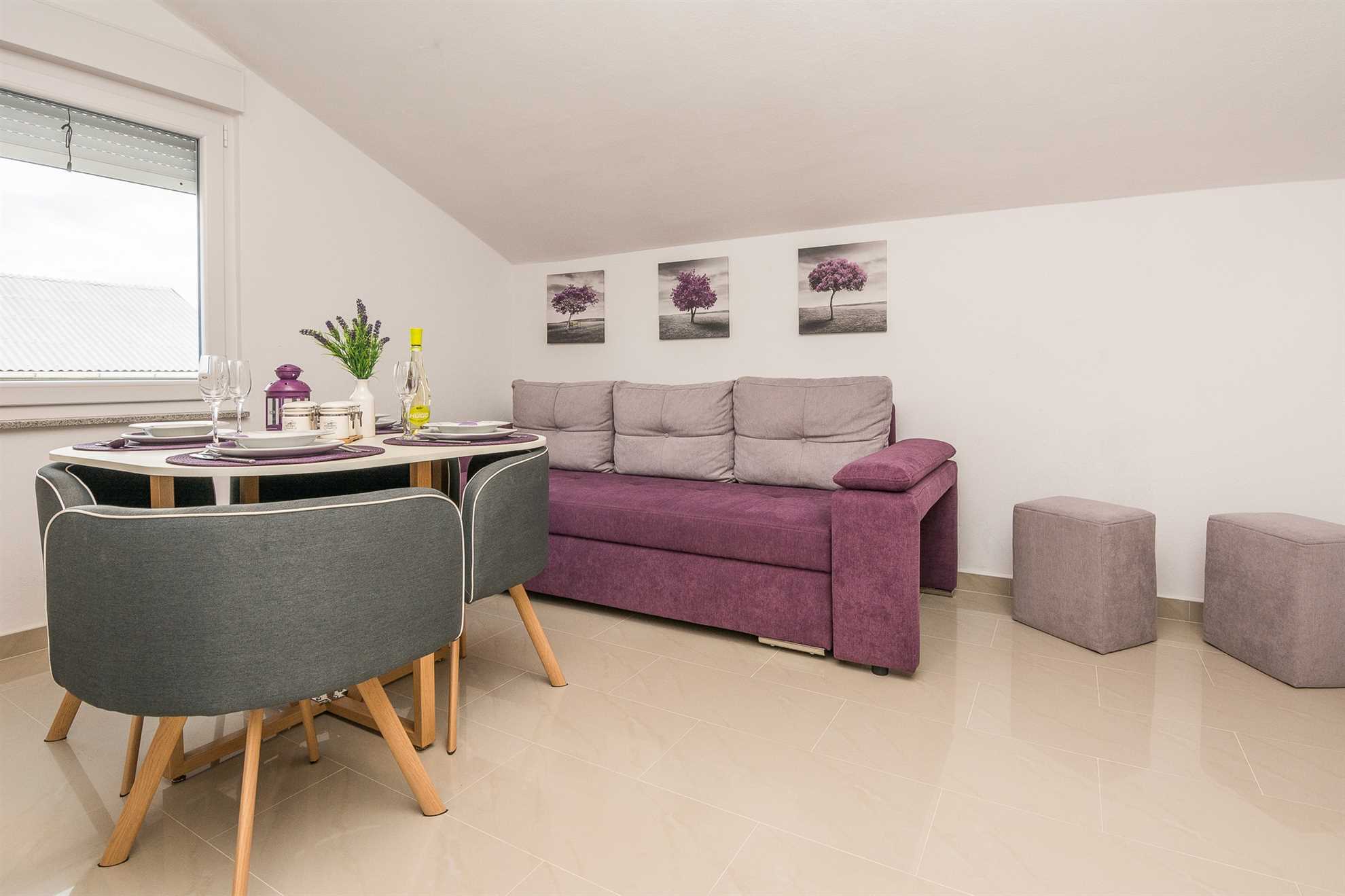 3 stars apartment just 70 m from beach | air conditioning, Wi-Fi, satellite tv | for 2-4 persons