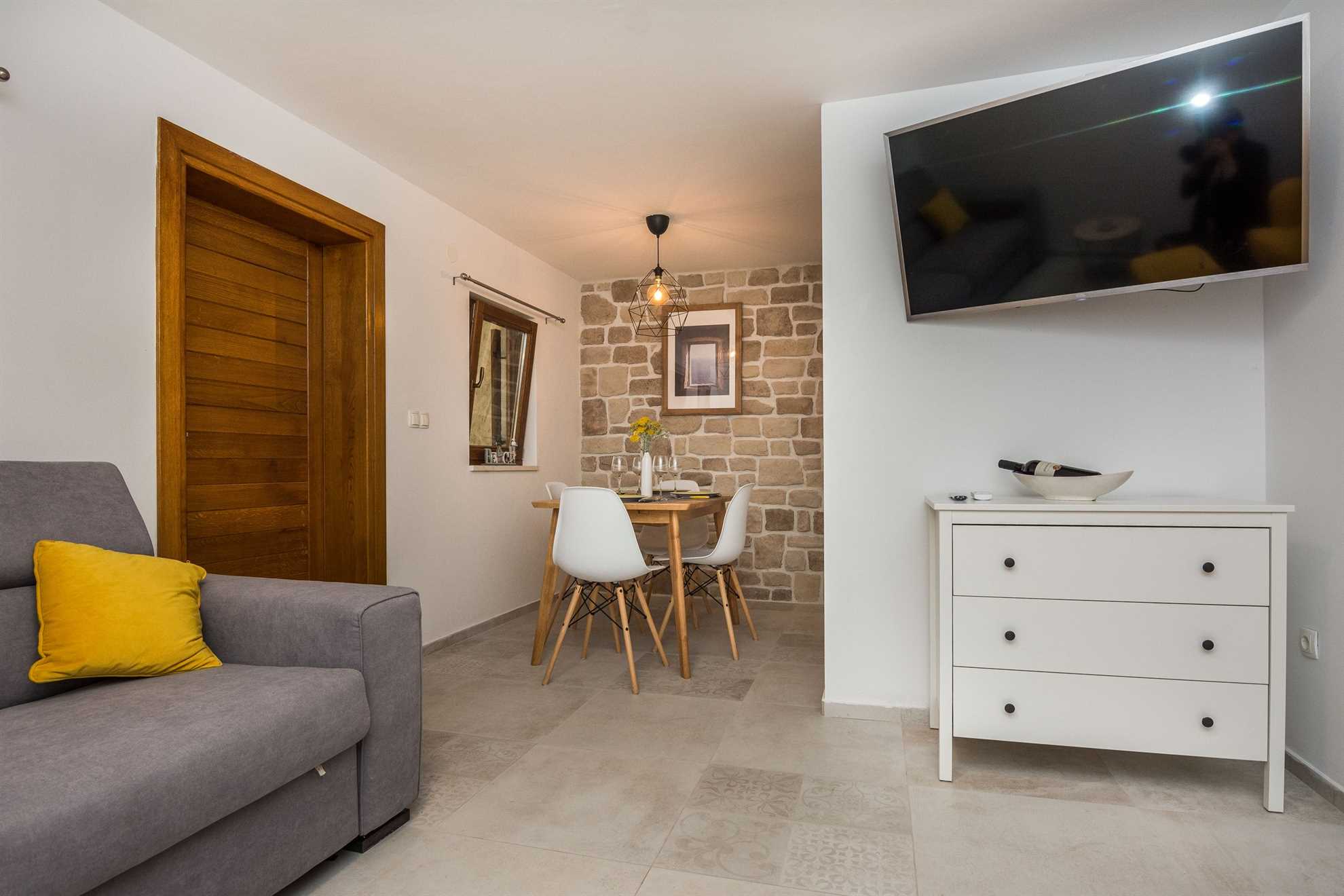 Ideal for 4 persons | Stone modern house | 200 m from beach