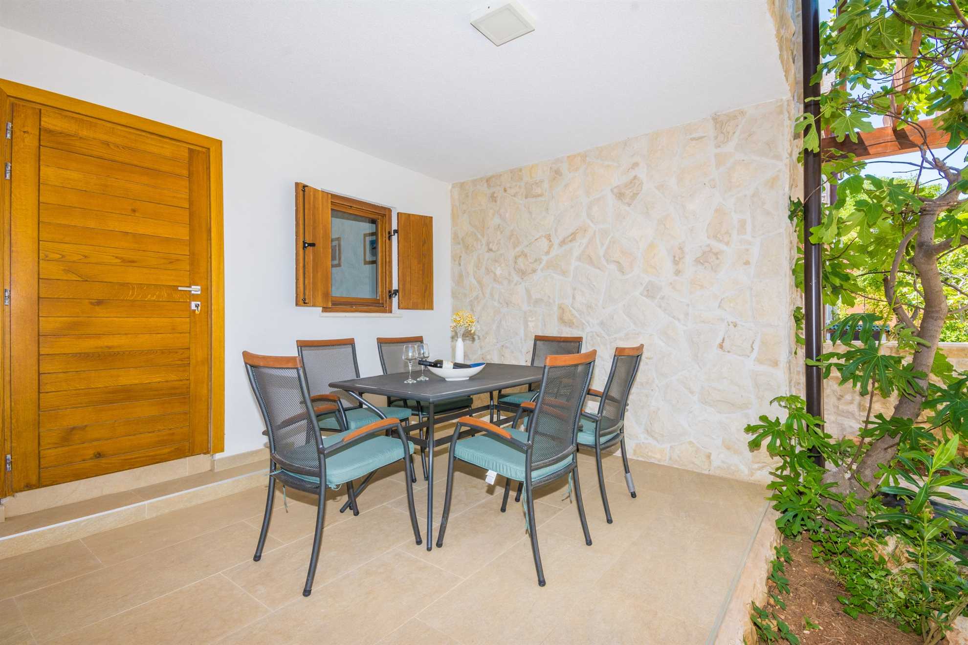Ideal for 4 persons | Stone modern house | 200 m from beach