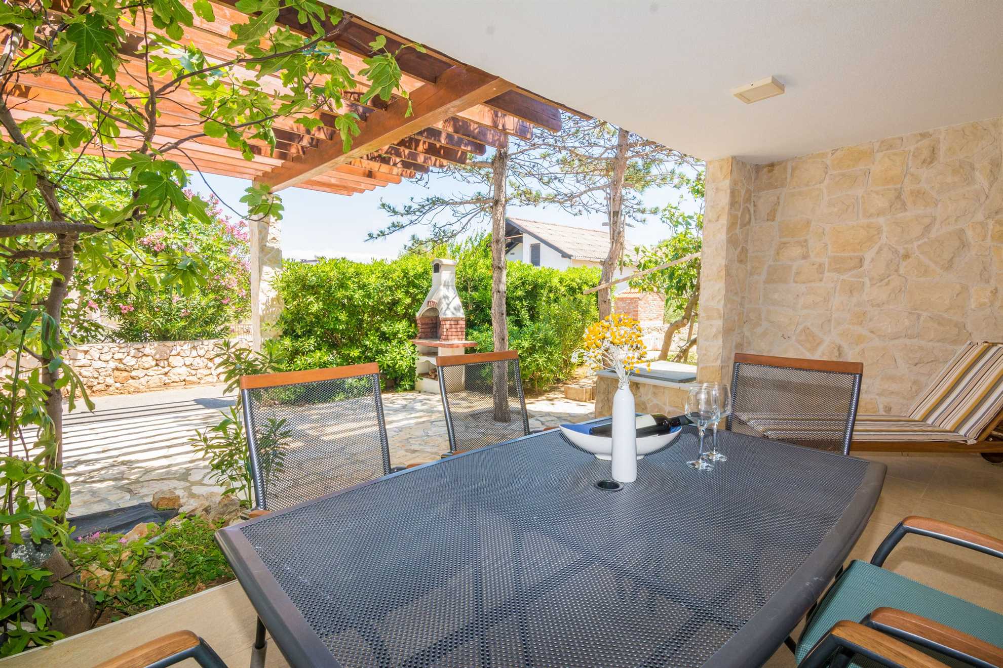 Ideal for 4 persons | Stone modern house | 200 m from beach