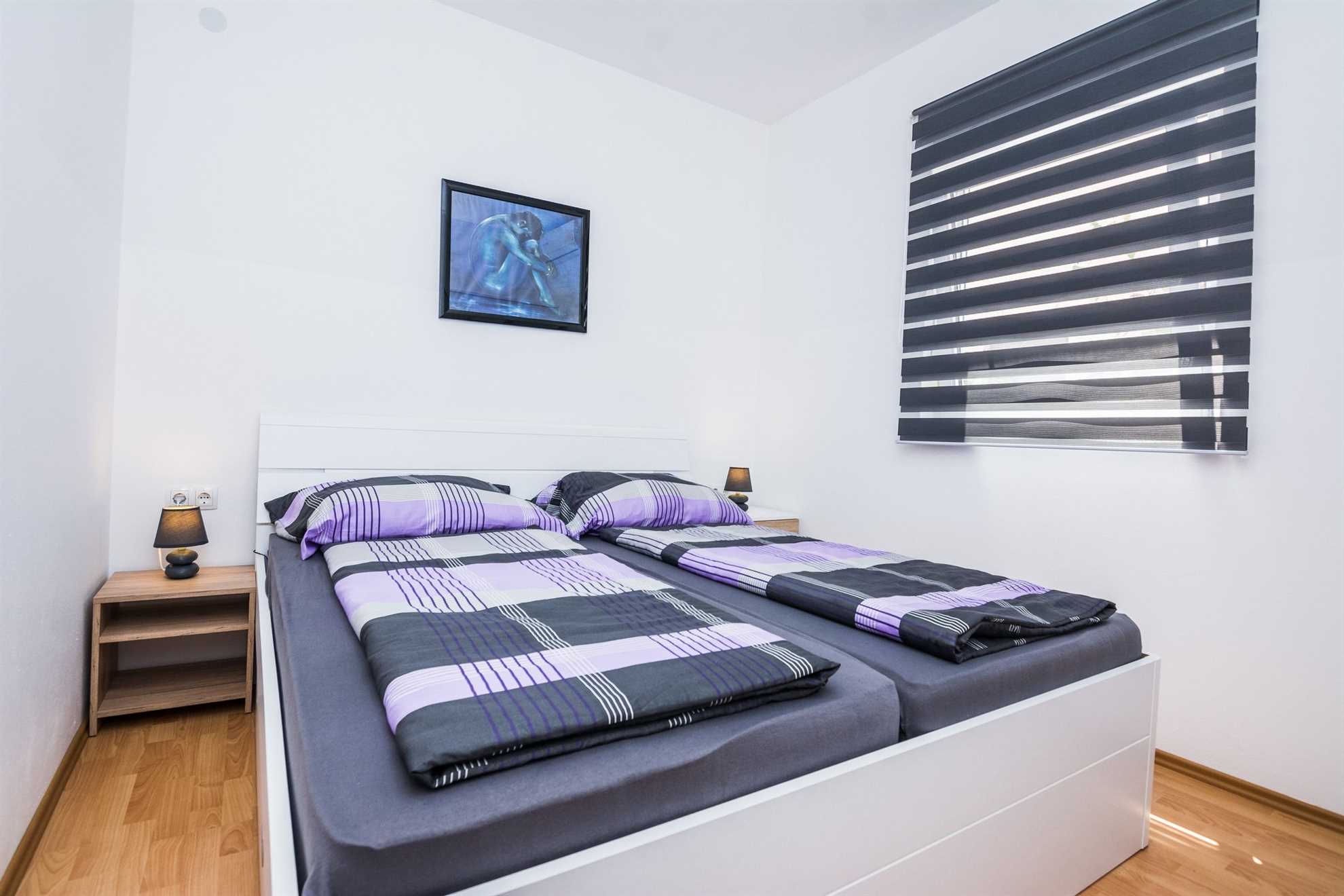 Ideal for 4 persons | air conditioning, WiFi, satellite tv, BBQ