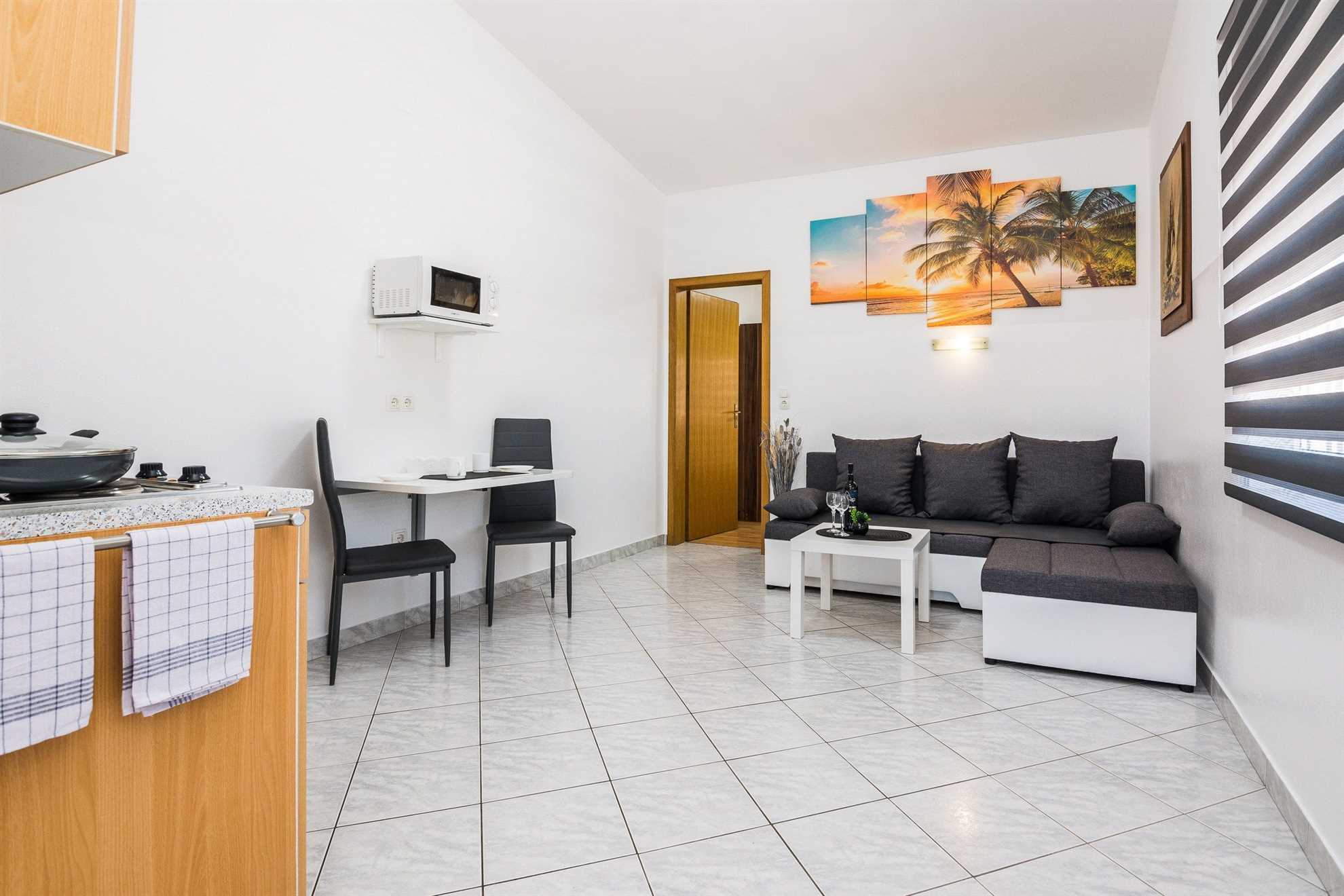250 m from beach | apartment for 2-4 persons | in a quiet area