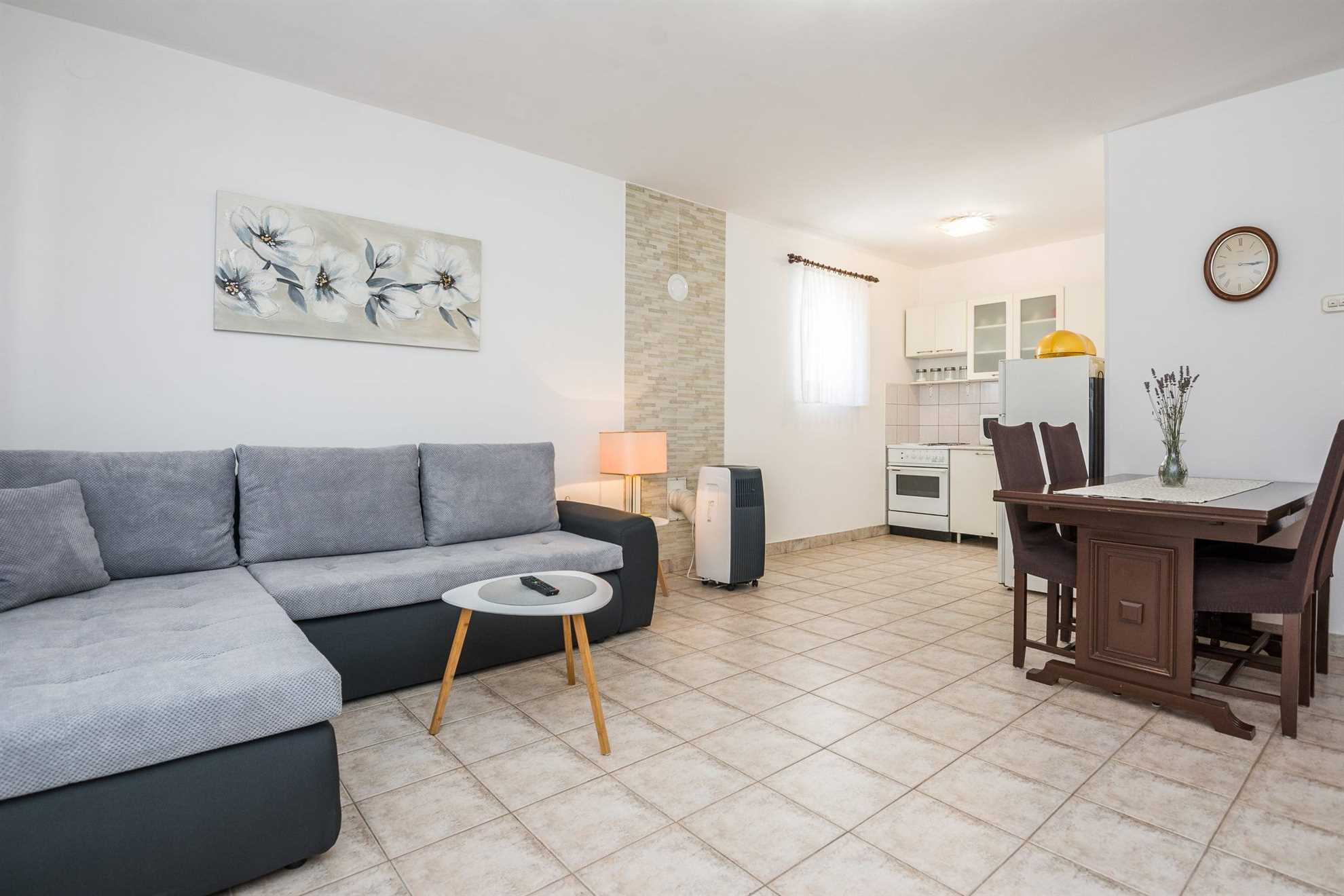 3 stars apartment | 300 m from sea and beach | ideal for 4 pers.