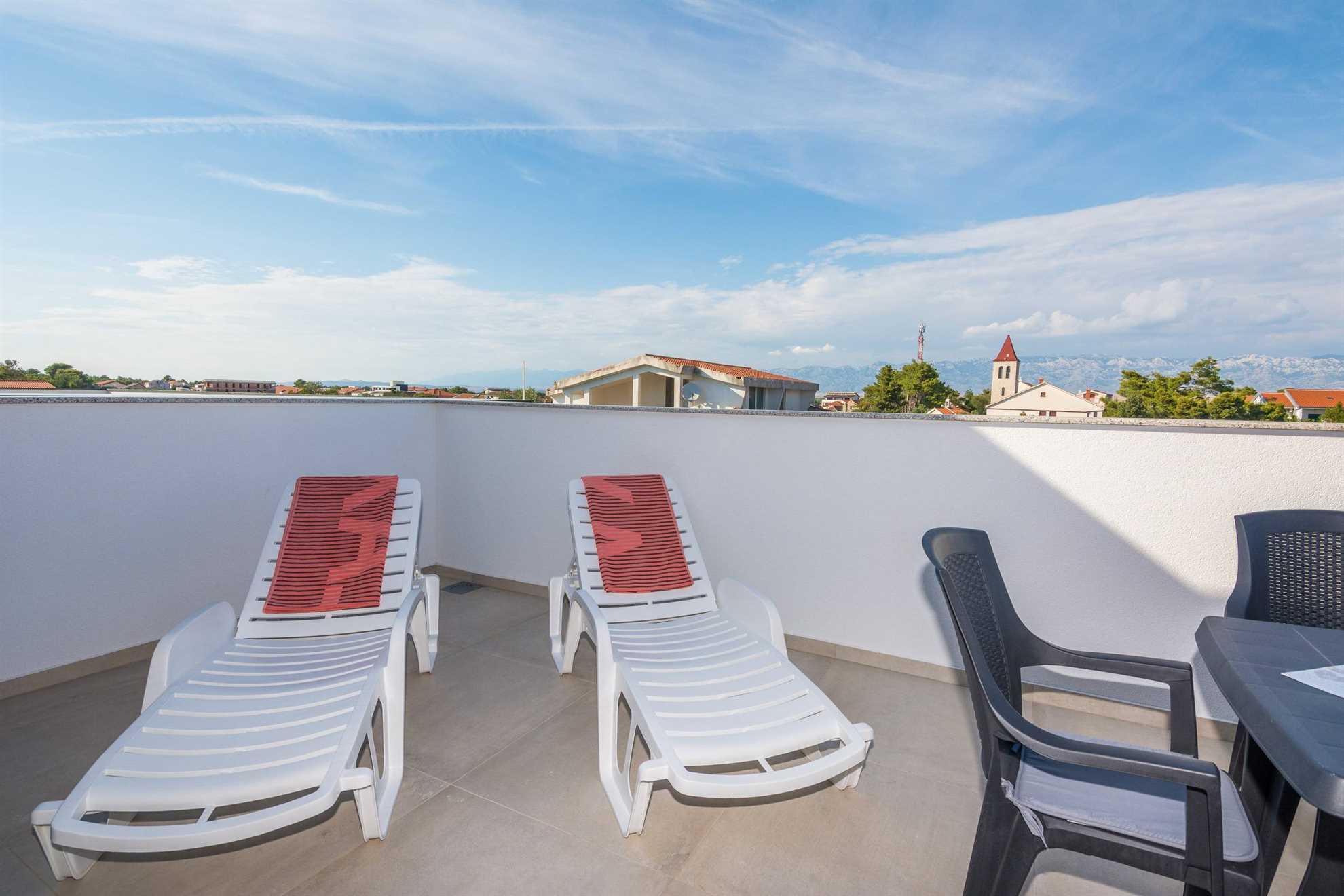 Luxurious | Private pool | Apartment  for 4-6 persons | Air conditioning, satelite tv, wifi Internet