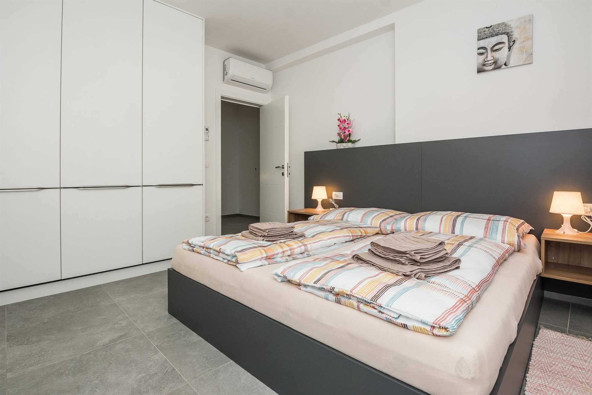 Luxurious | Private pool | Apartment  for 4-6 persons | Air conditioning, satelite tv, wifi Internet