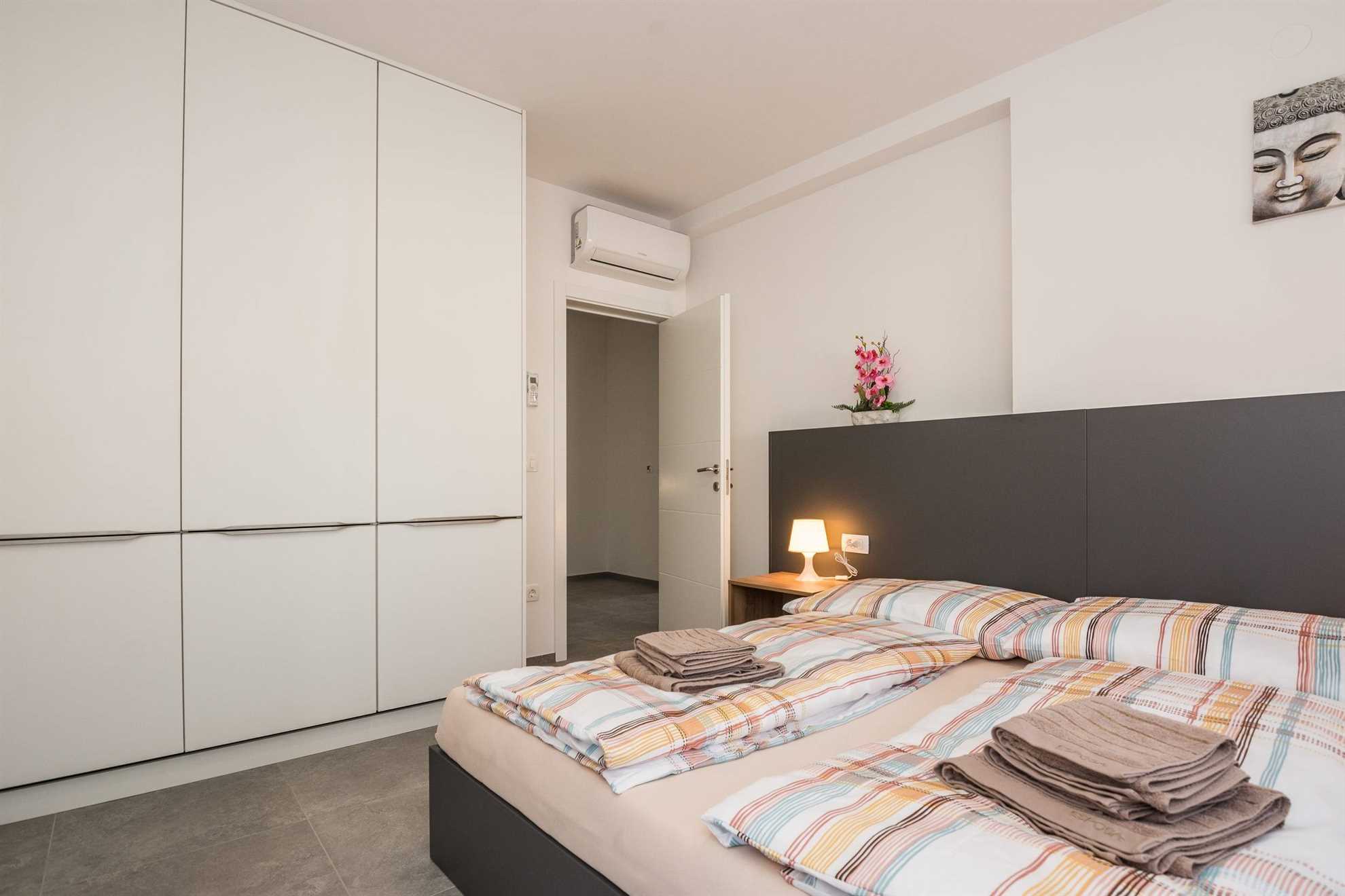Luxurious | Private pool | Apartment  for 4-6 persons | Air conditioning, satelite tv, wifi Internet