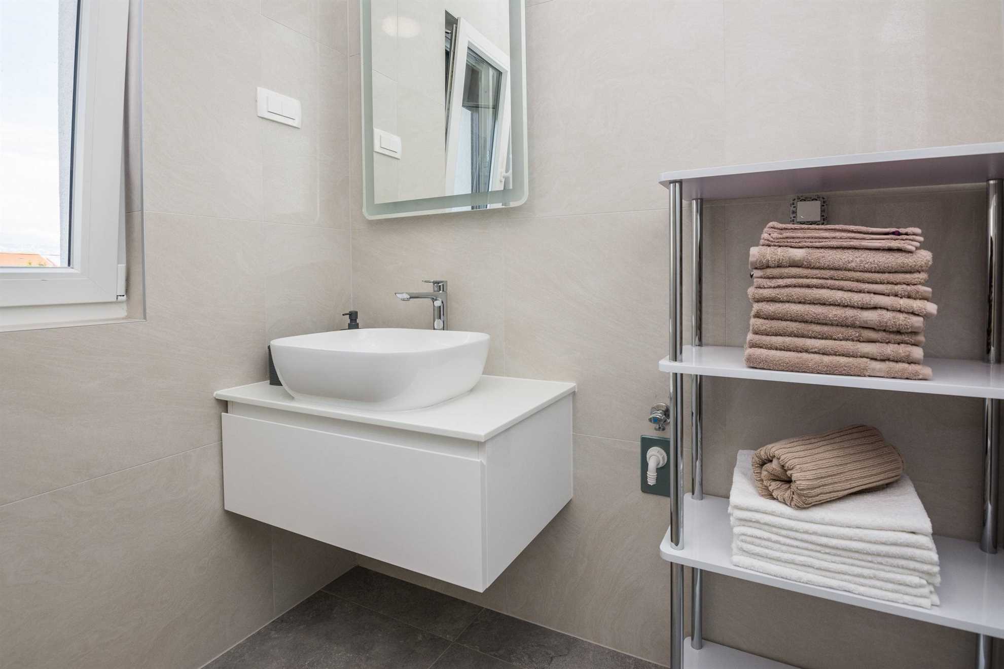 Luxurious | Private pool | Apartment  for 4-6 persons | Air conditioning, satelite tv, wifi Internet