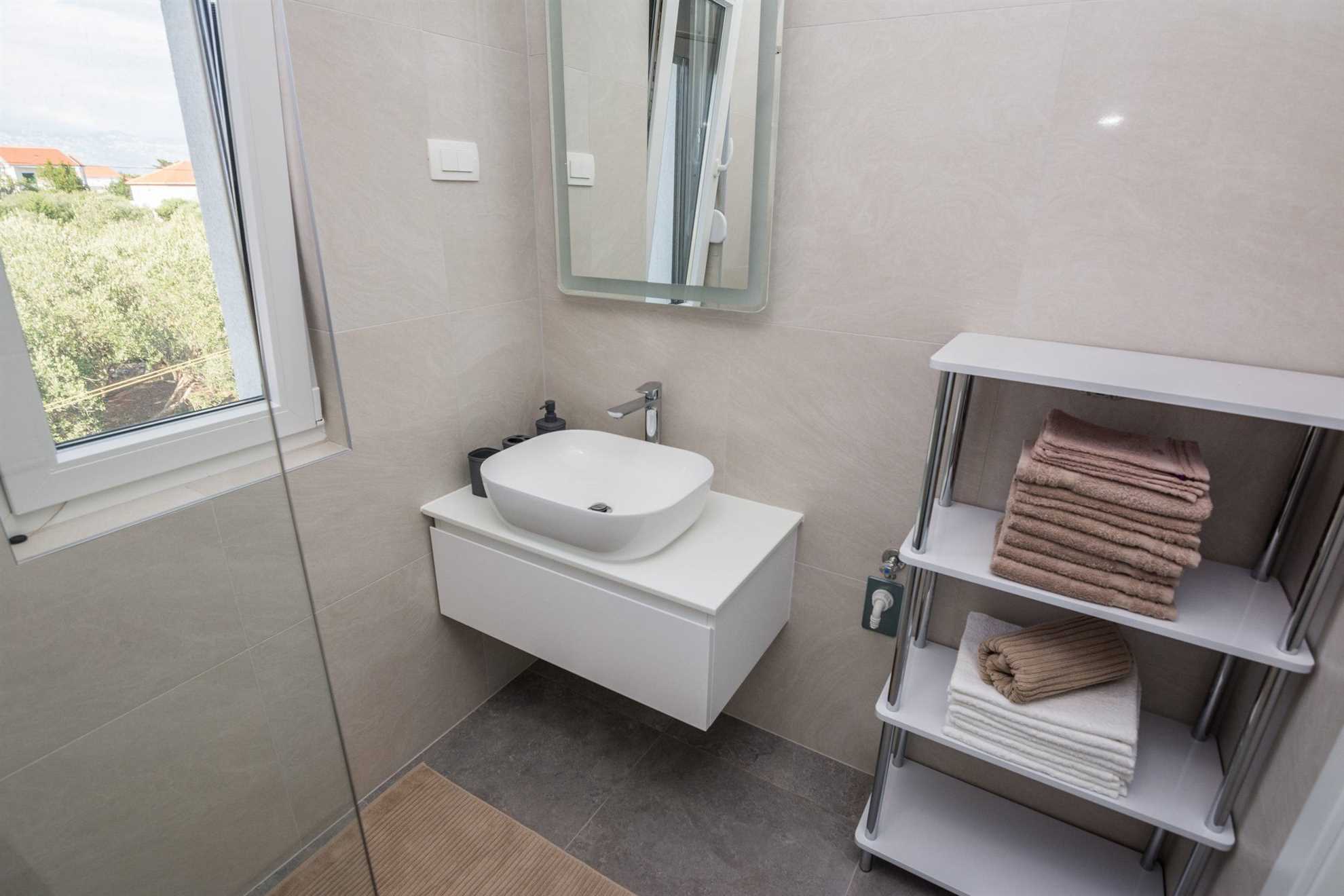 Luxurious | Private pool | Apartment  for 4-6 persons | Air conditioning, satelite tv, wifi Internet