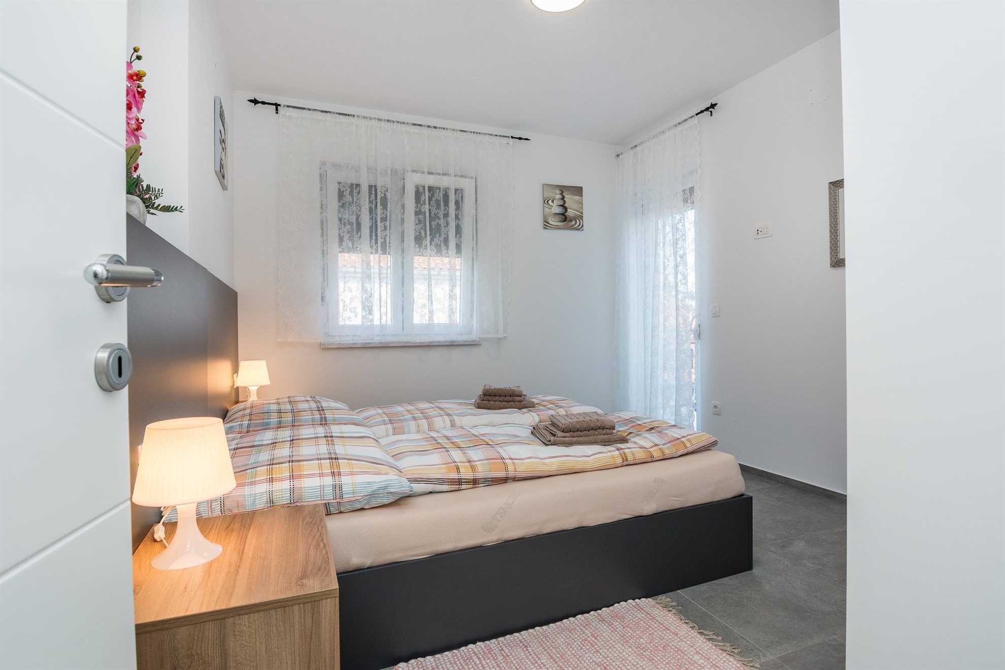 Luxurious | Private pool | Apartment  for 4-6 persons | Air conditioning, satelite tv, wifi Internet