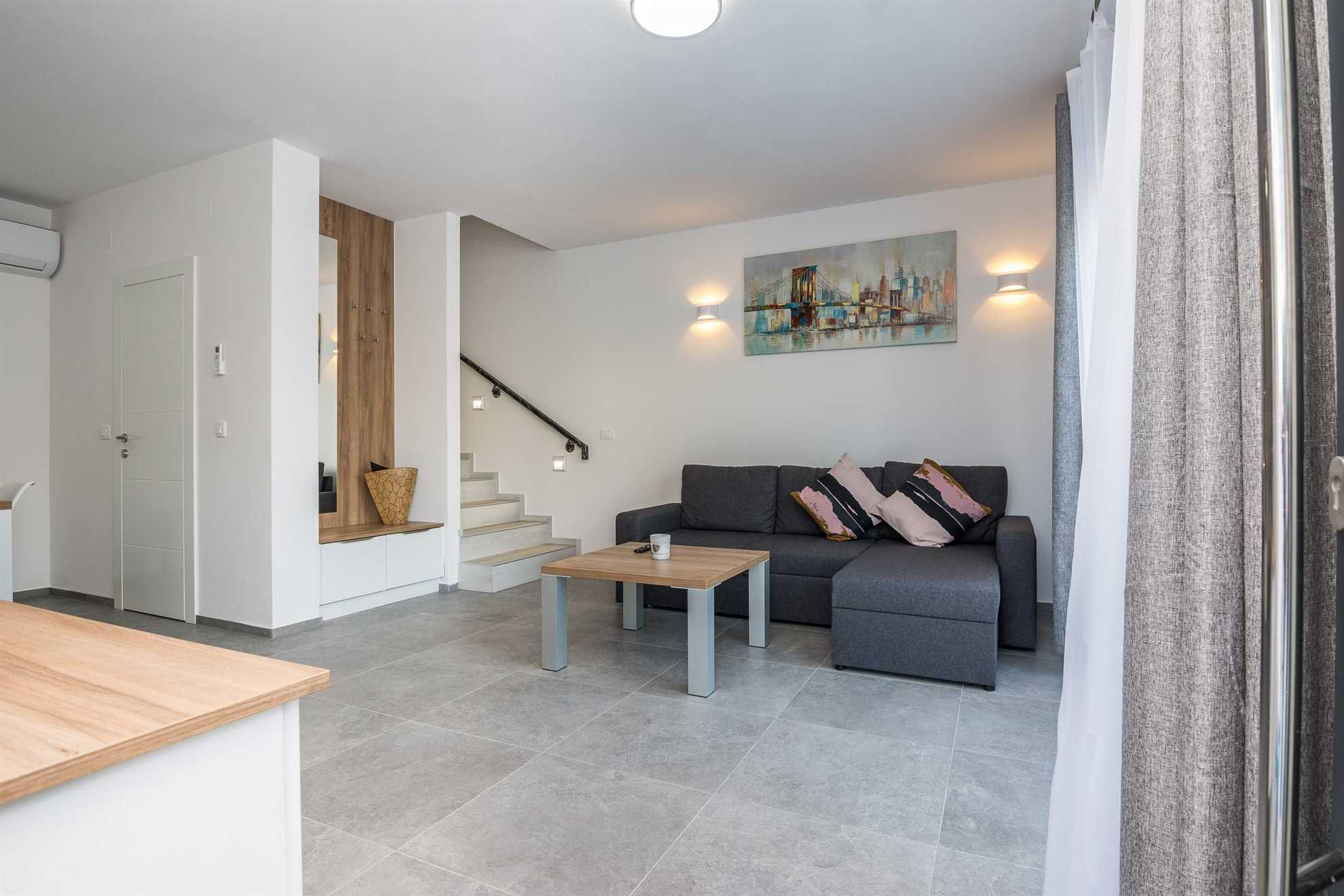 Luxurious | Private pool | Apartment  for 4-6 persons | Air conditioning, satelite tv, wifi Internet