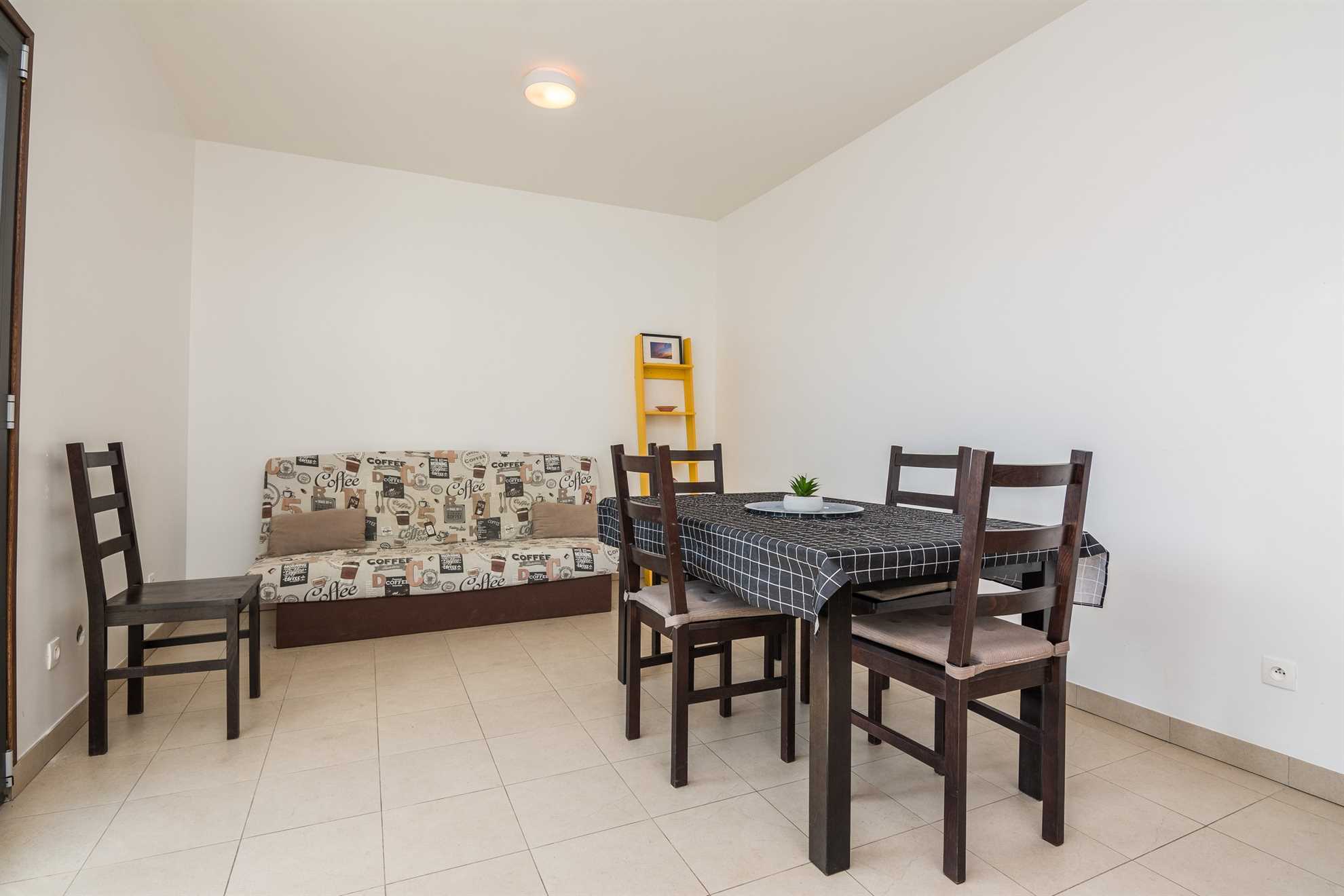 Apartment in a quiet area | for 4-5 persons | Sea view