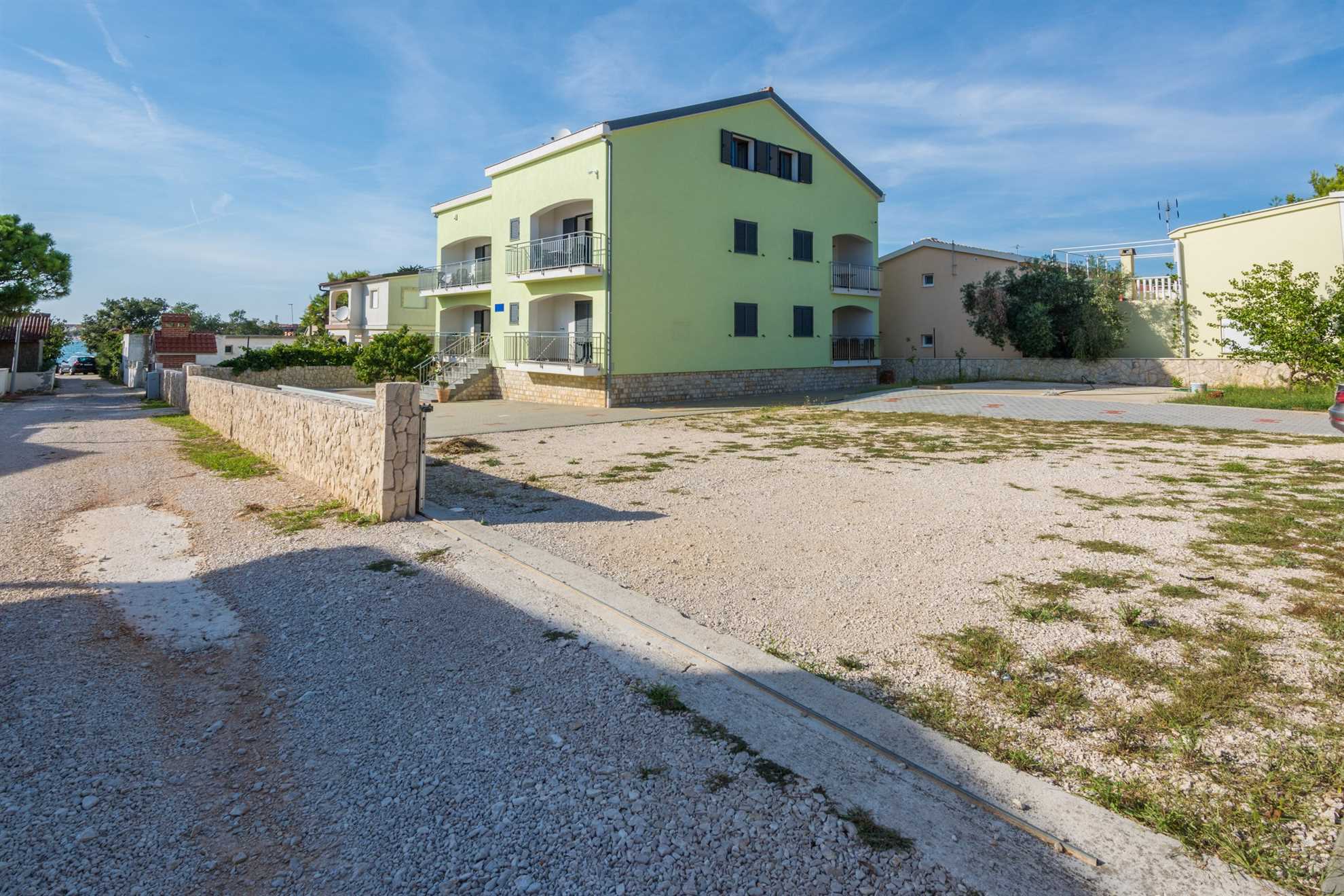 Apartment in a quiet area | for 4-5 persons | Sea view