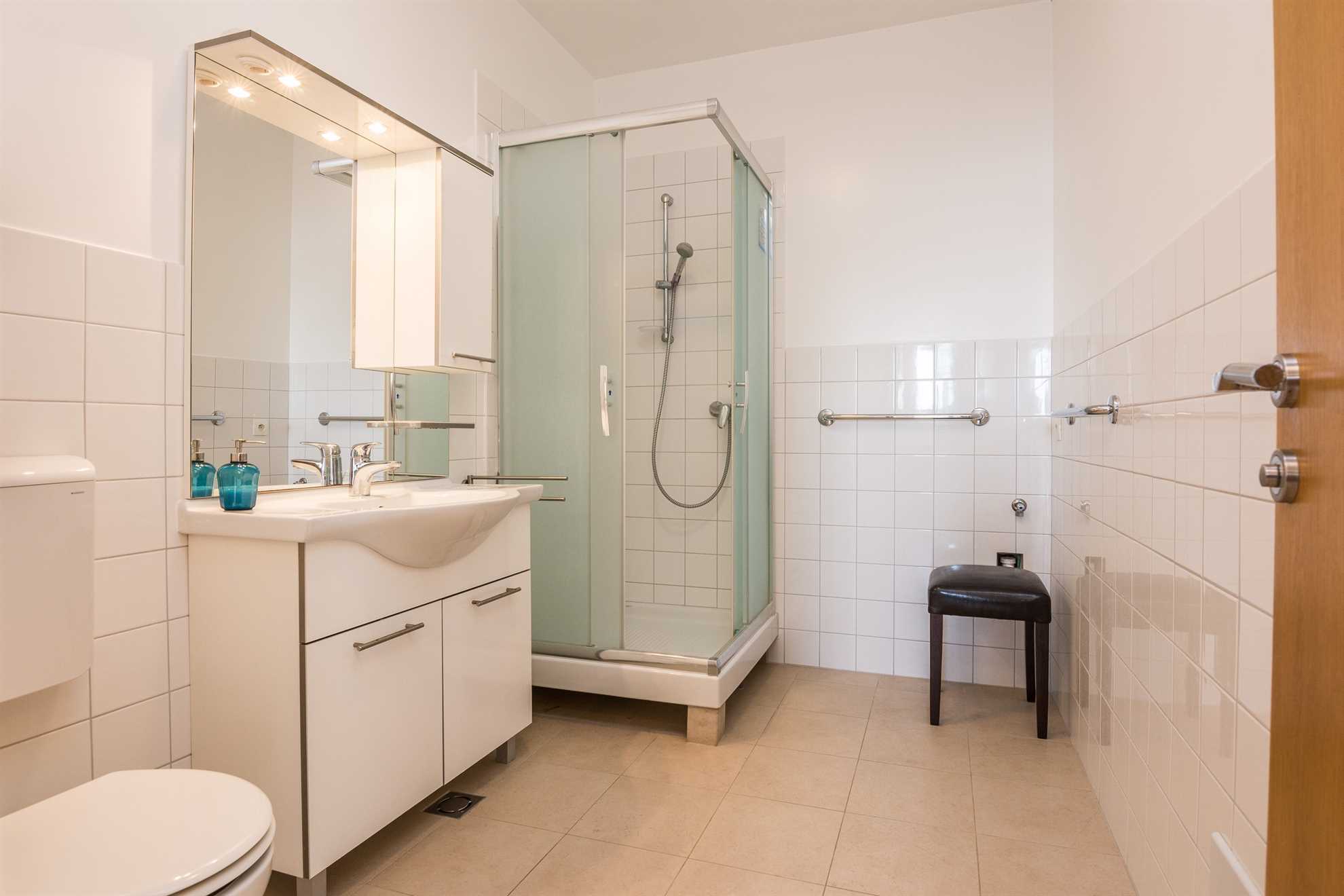 Apartment for 2-3 per. | Seaview | 70m from beach