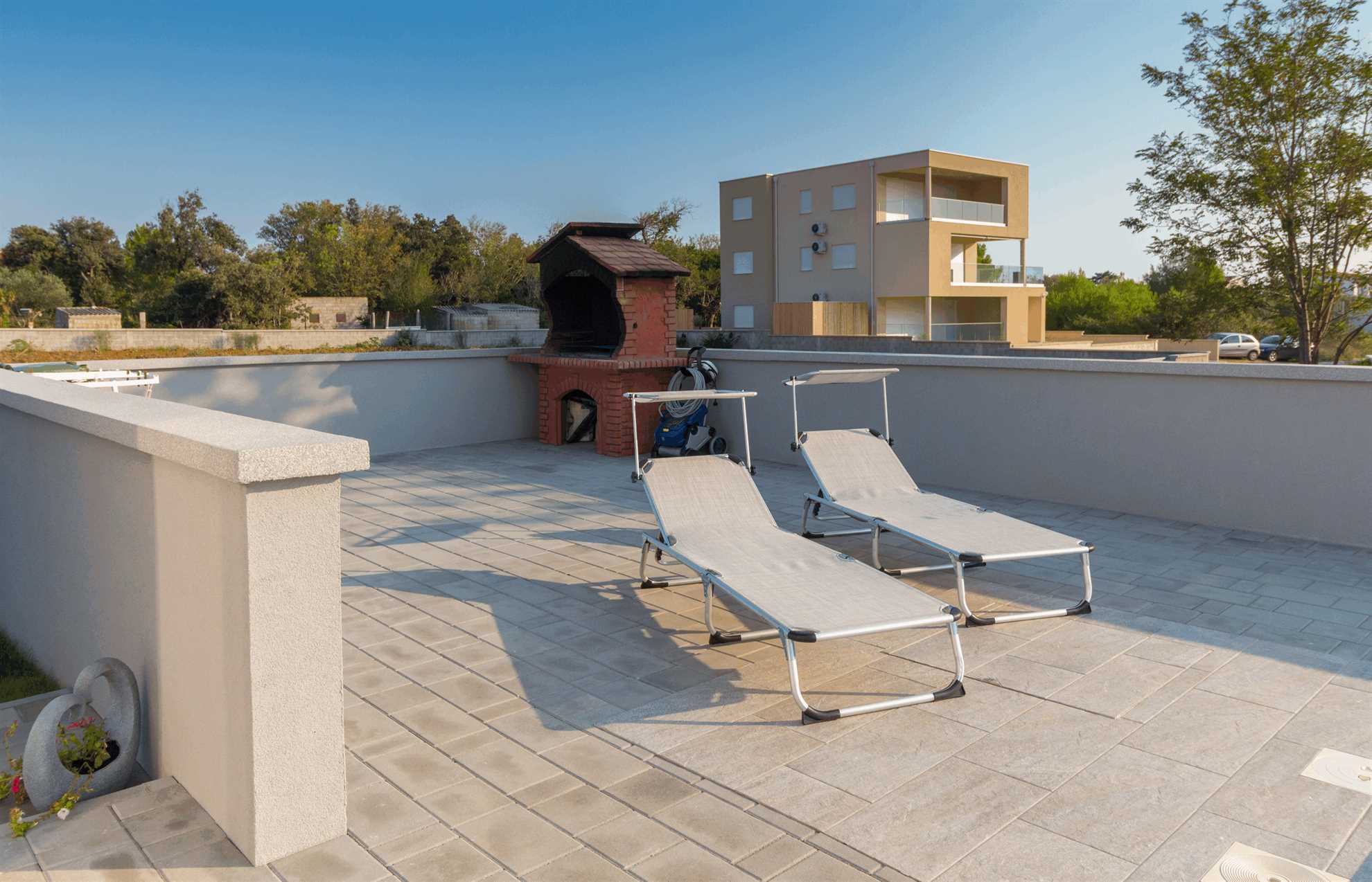 Luxurious | Villa  for 6 persons | Swimmingpool | Just 150m from beach