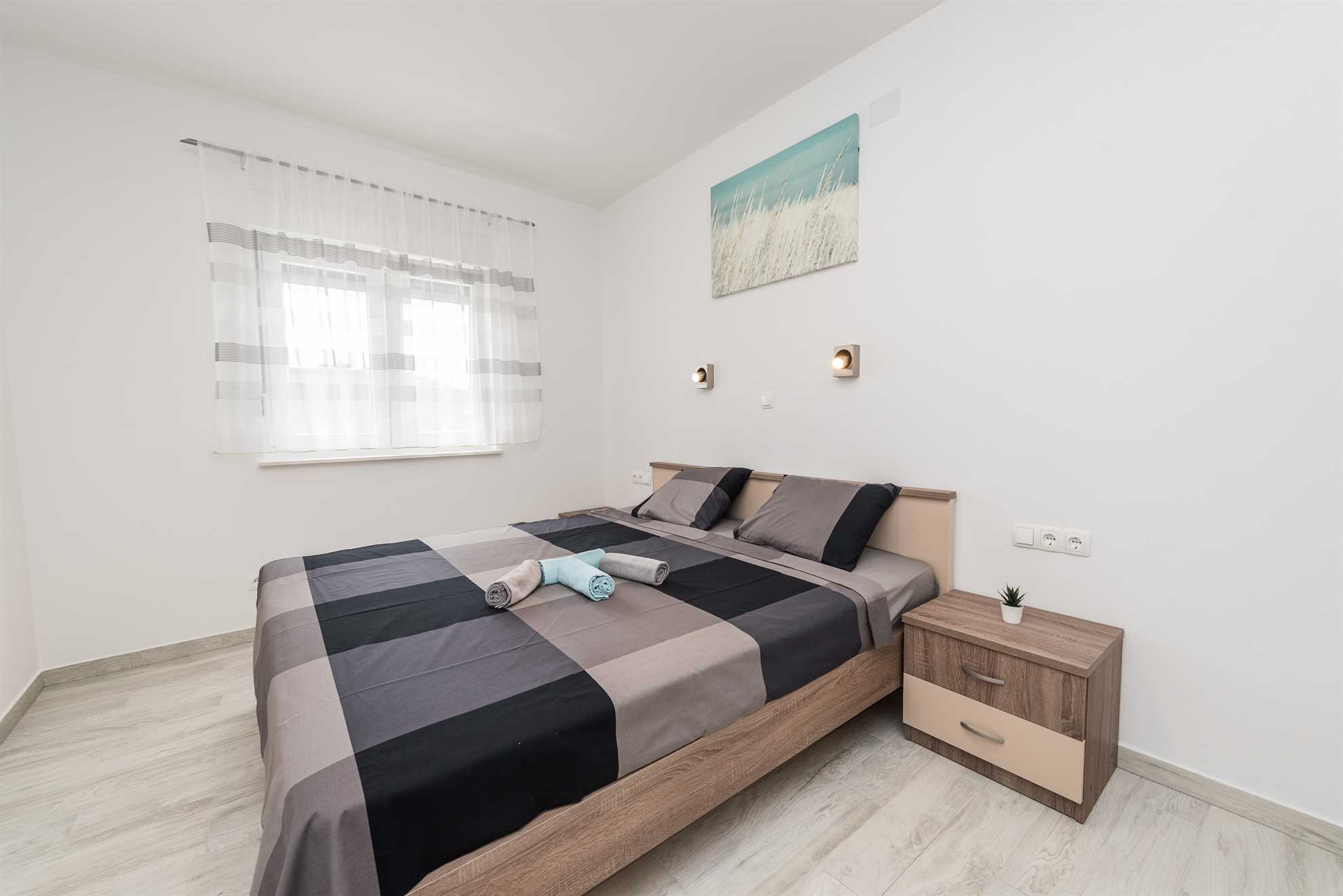 Apartment in a quiet area | for 6 persons | partial sea view