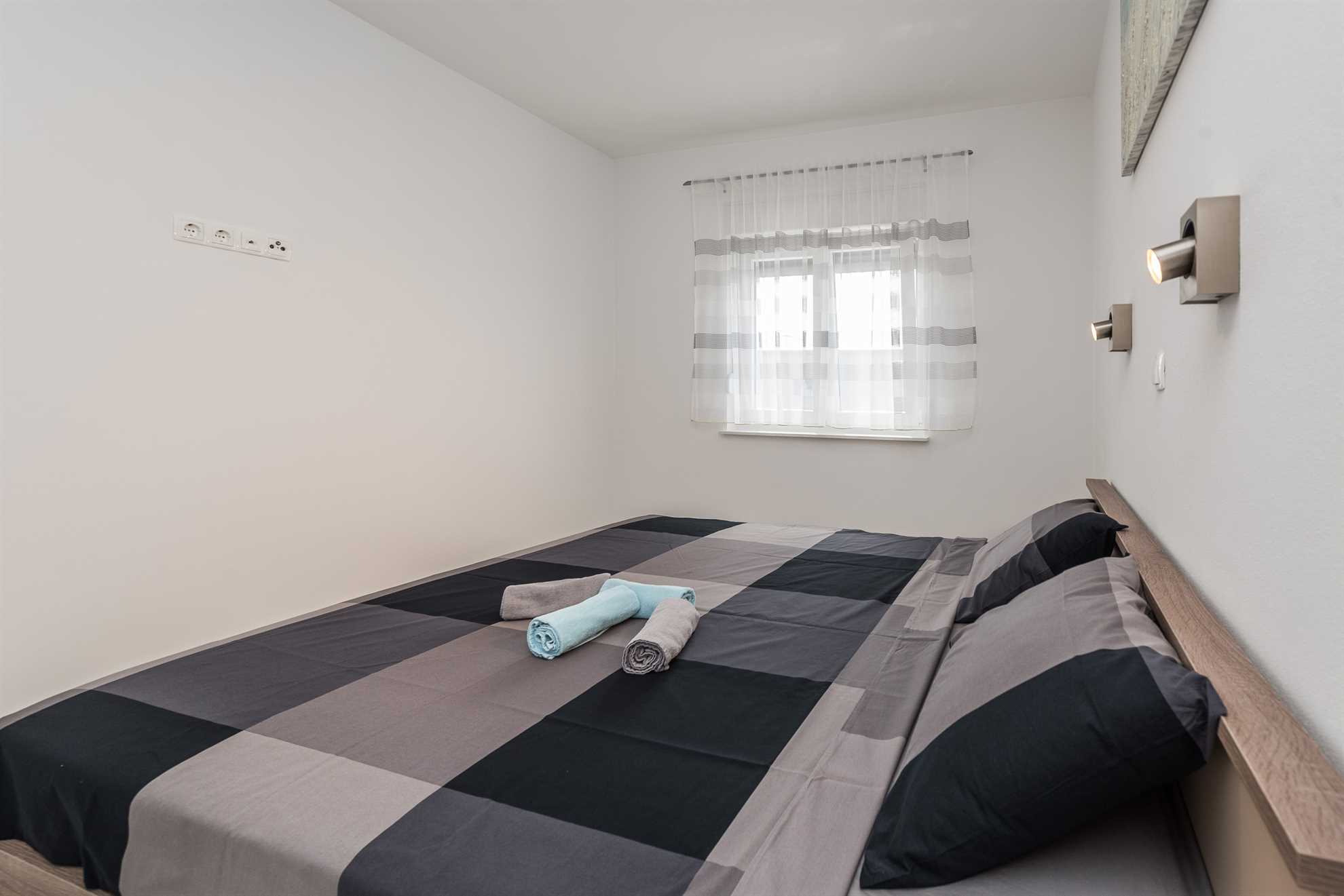 Apartment in a quiet area | for 6 persons | partial sea view