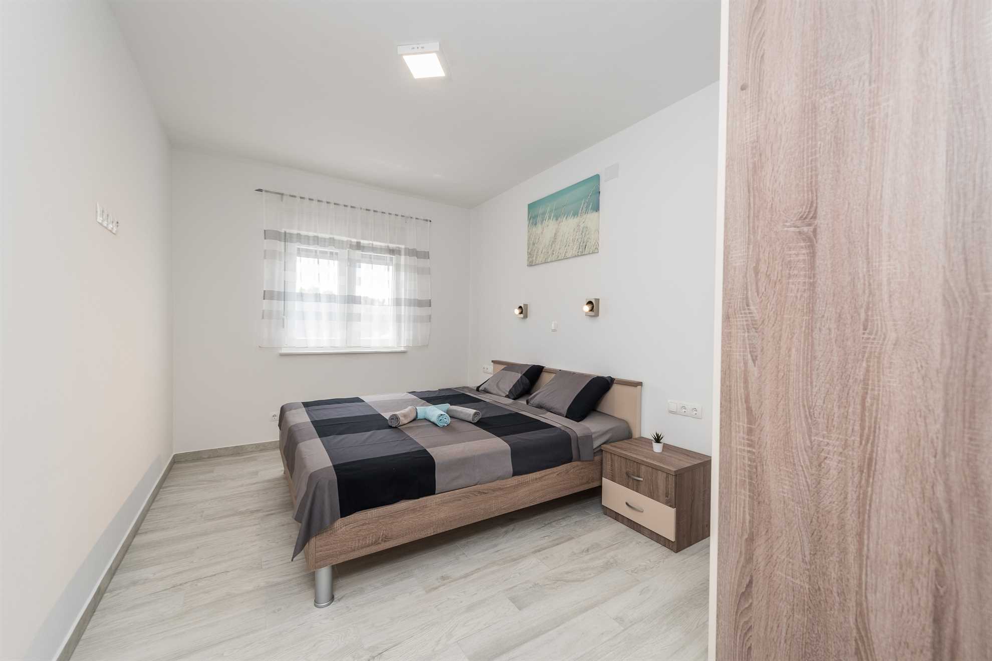 Apartment in a quiet area | for 6 persons | partial sea view