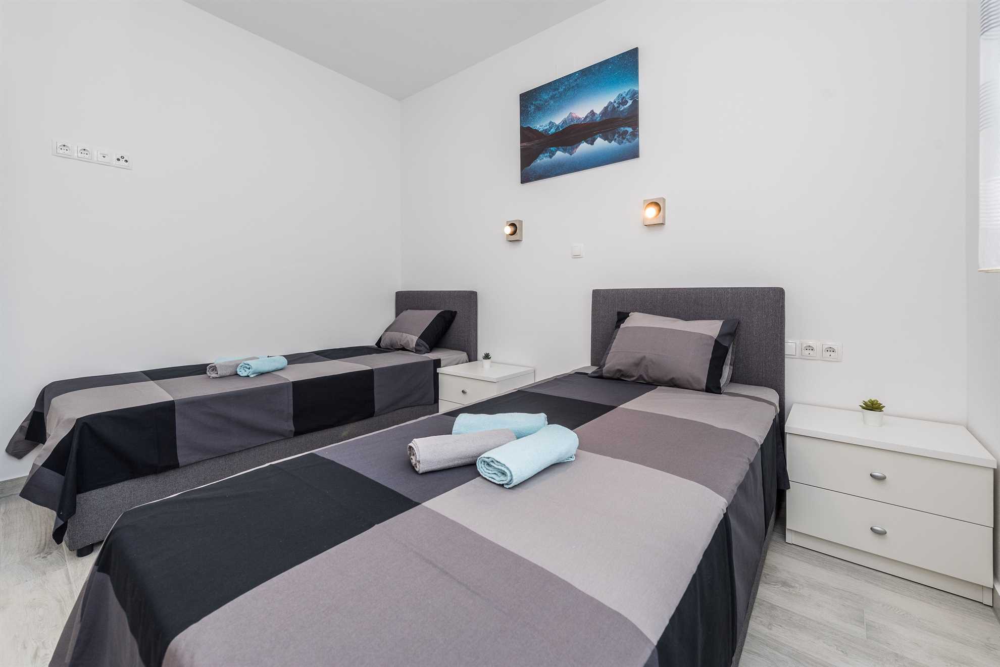Apartment in a quiet area | for 6 persons | partial sea view