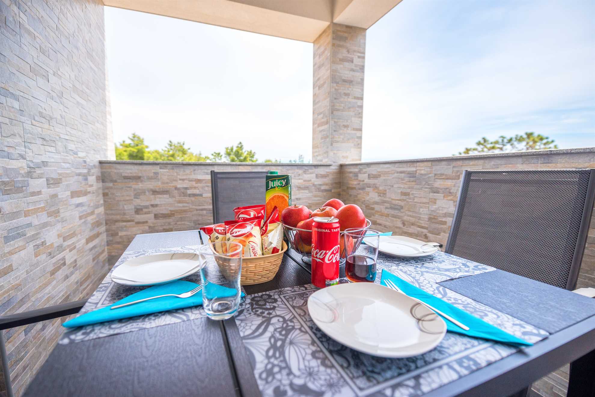 Apartment in a quiet area | for 6 persons | partial sea view