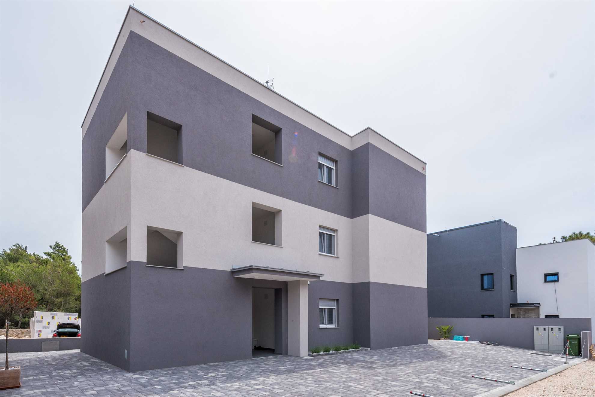 Apartment in a quiet area | for 6 persons | partial sea view