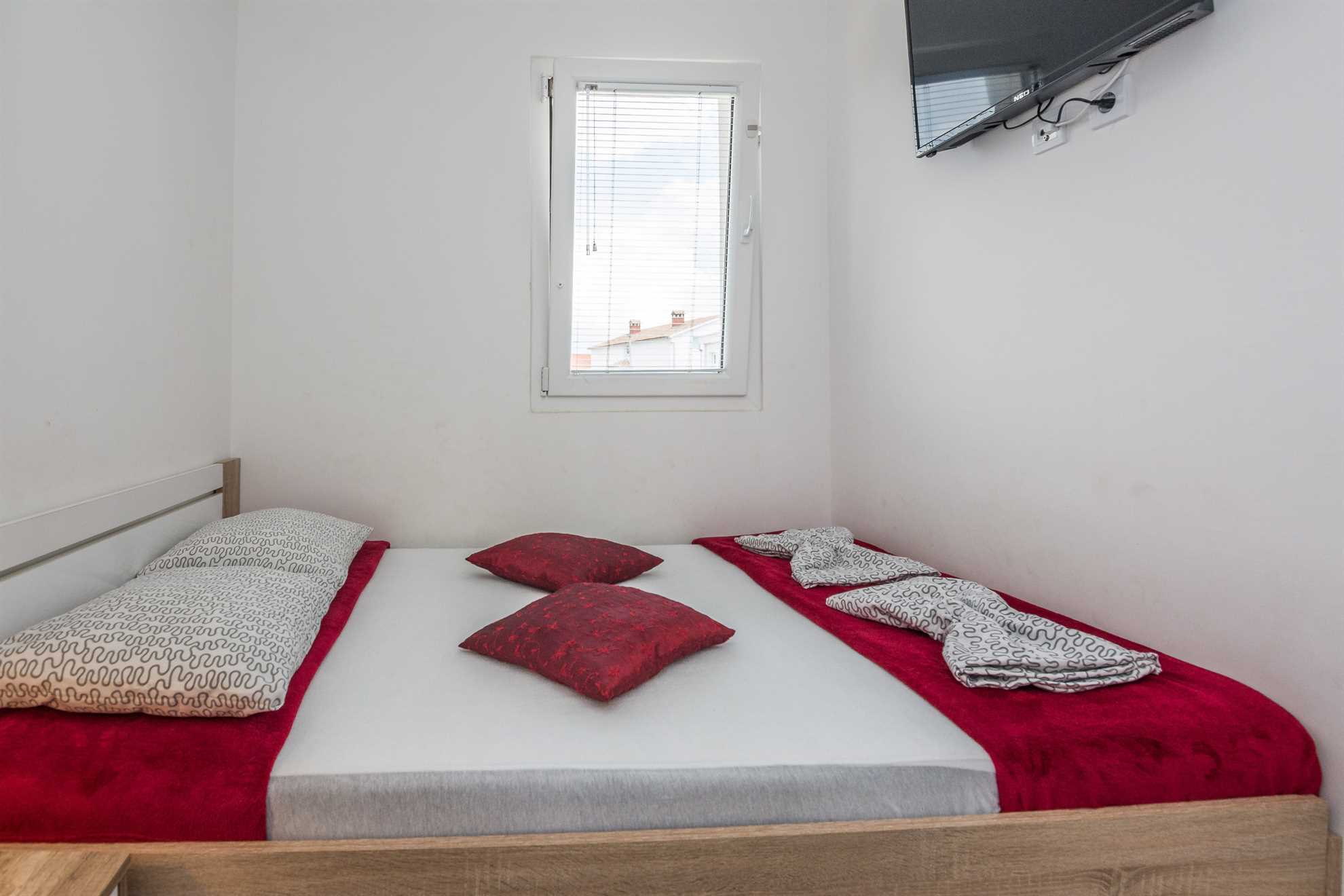200 m from beach | apartment ideal for family | for 2 persons