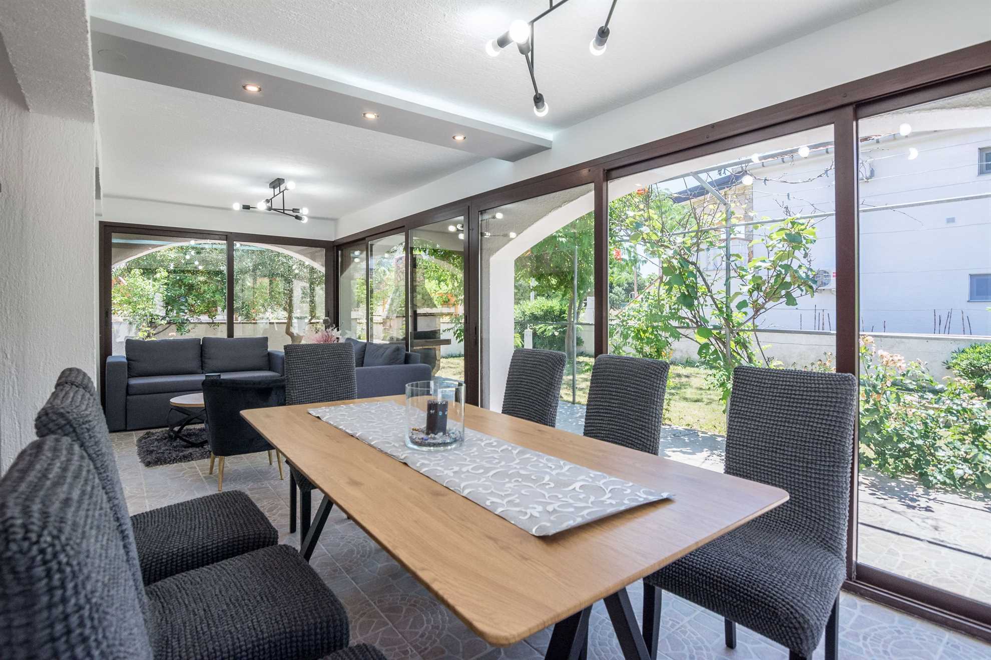 Kuća za odmor | 10-12 osoba | Privatan bazen