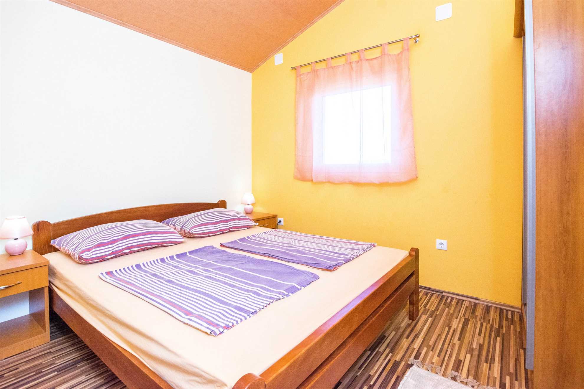 Apartment for 4-5 persons | Quiet location | Sea view