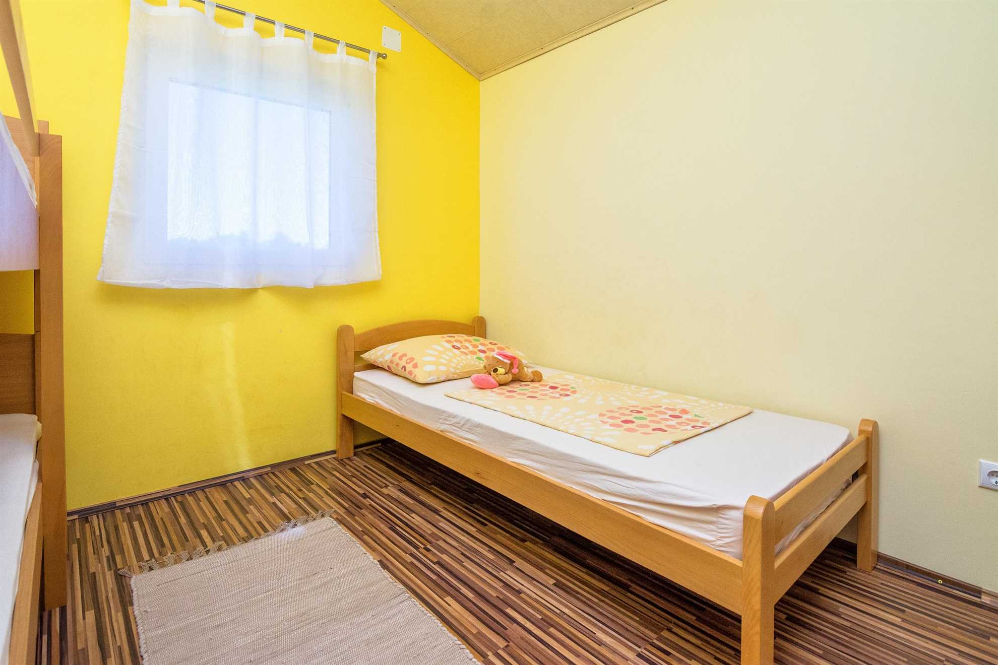 Apartment for 4-5 persons | Quiet location | Sea view