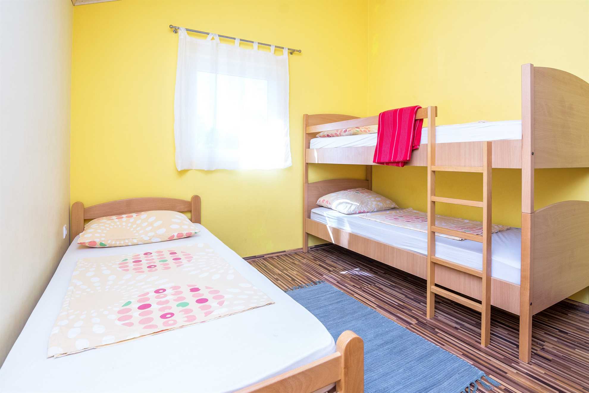 Quiet location | Apartment for 4-5 persons | Sea view