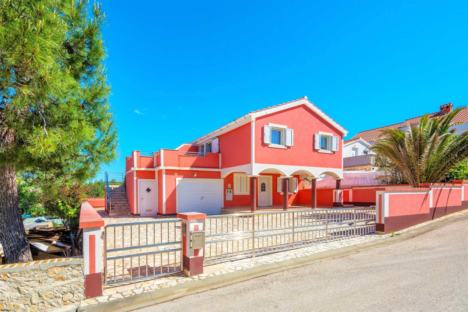 Quiet location | Apartment for 4-5 persons | Sea view