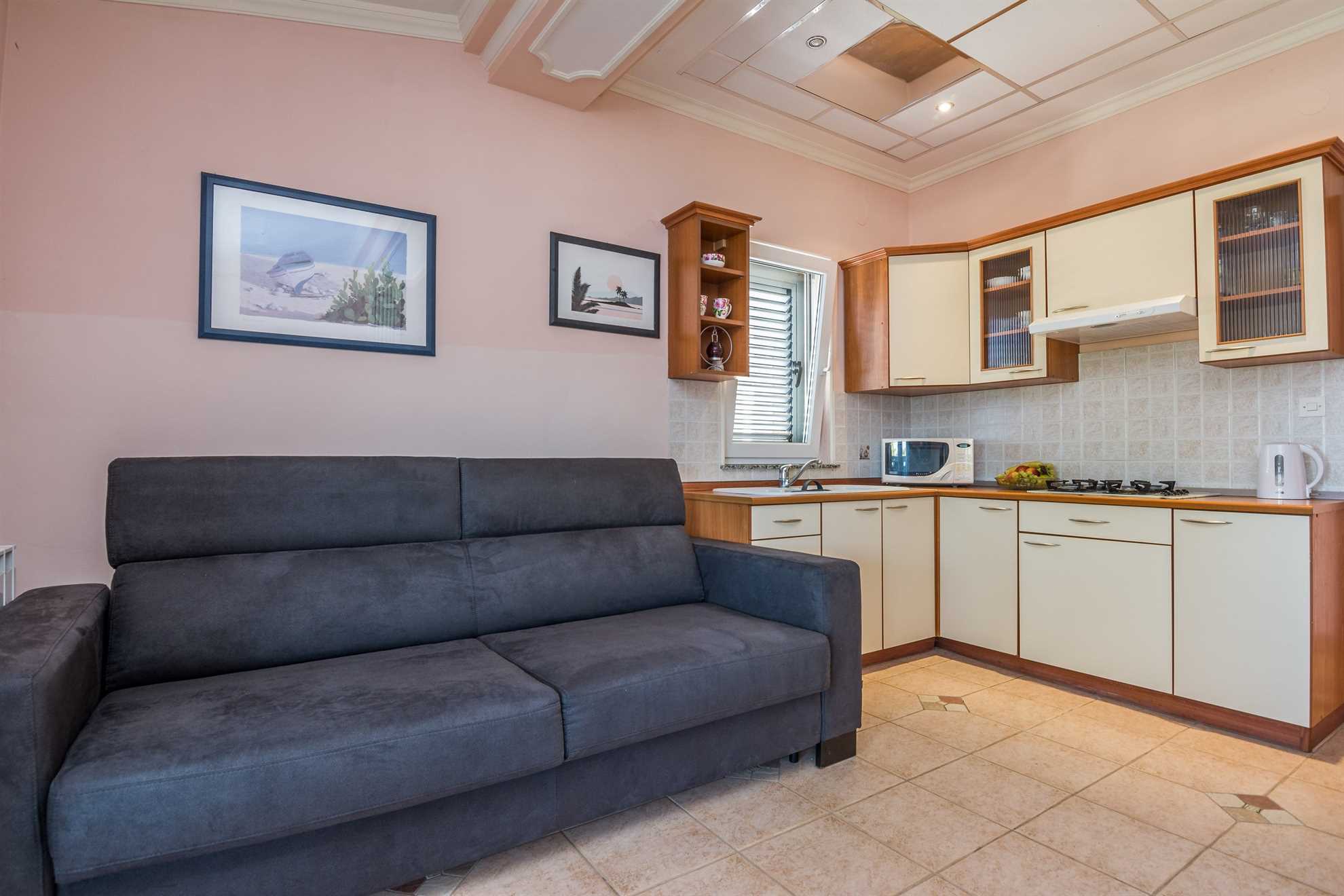 Apartment just 20 m from beach | fully equipped | ideal for 4 persons