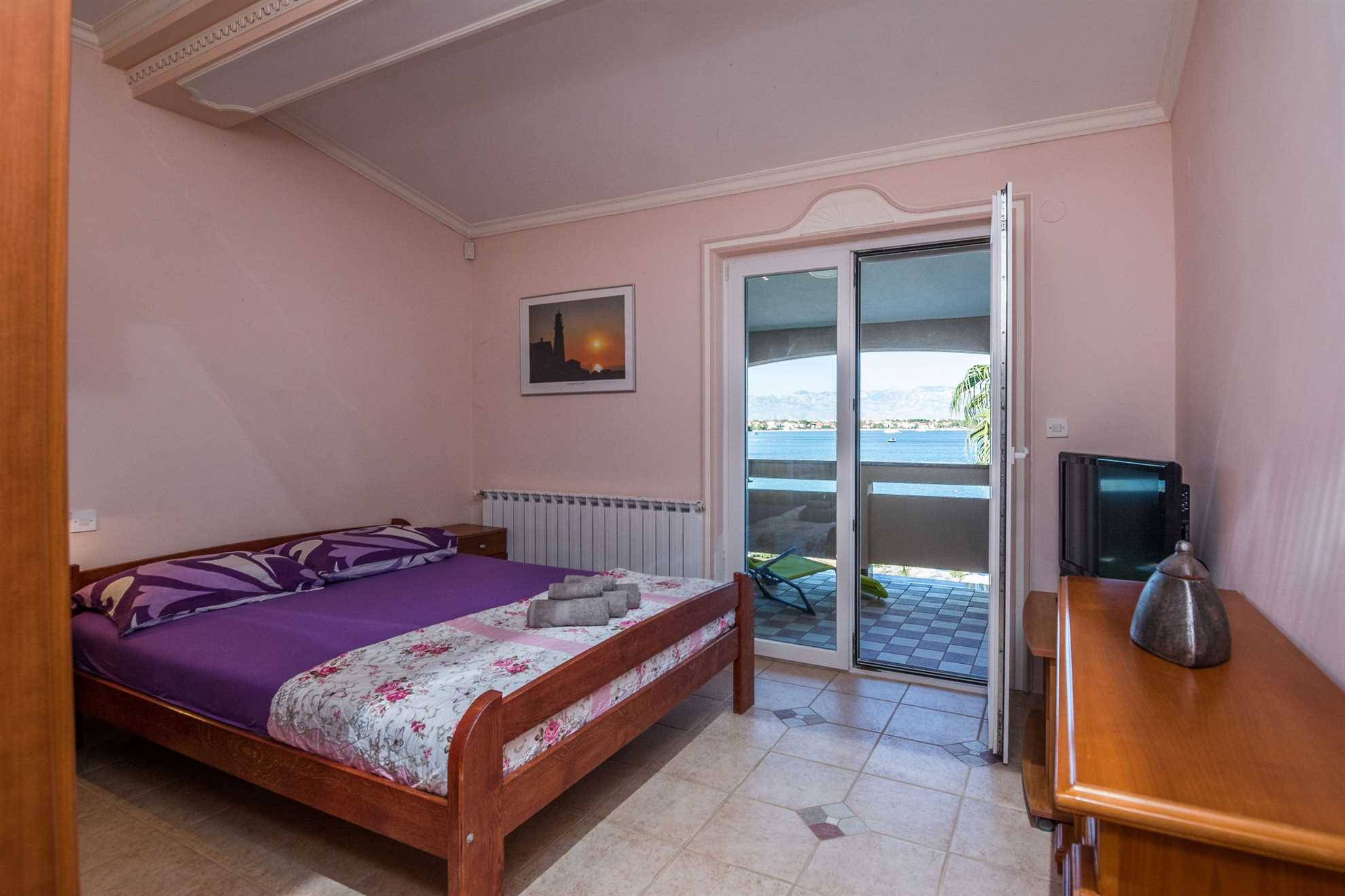 Apartment just 20 m from beach | fully equipped | ideal for 4 persons