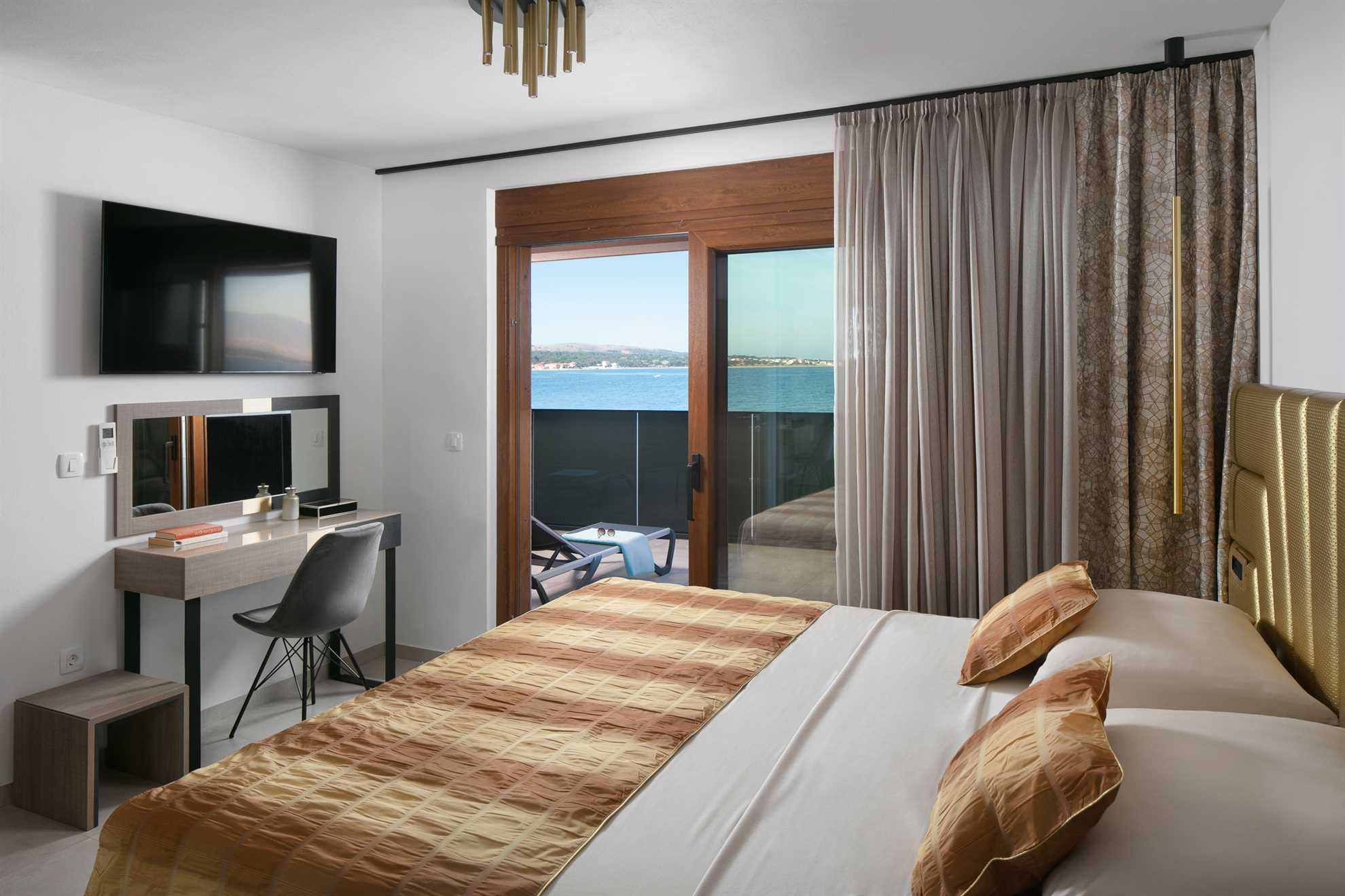 Panoramic sea view | Ideal for 8 persons | Luxurious