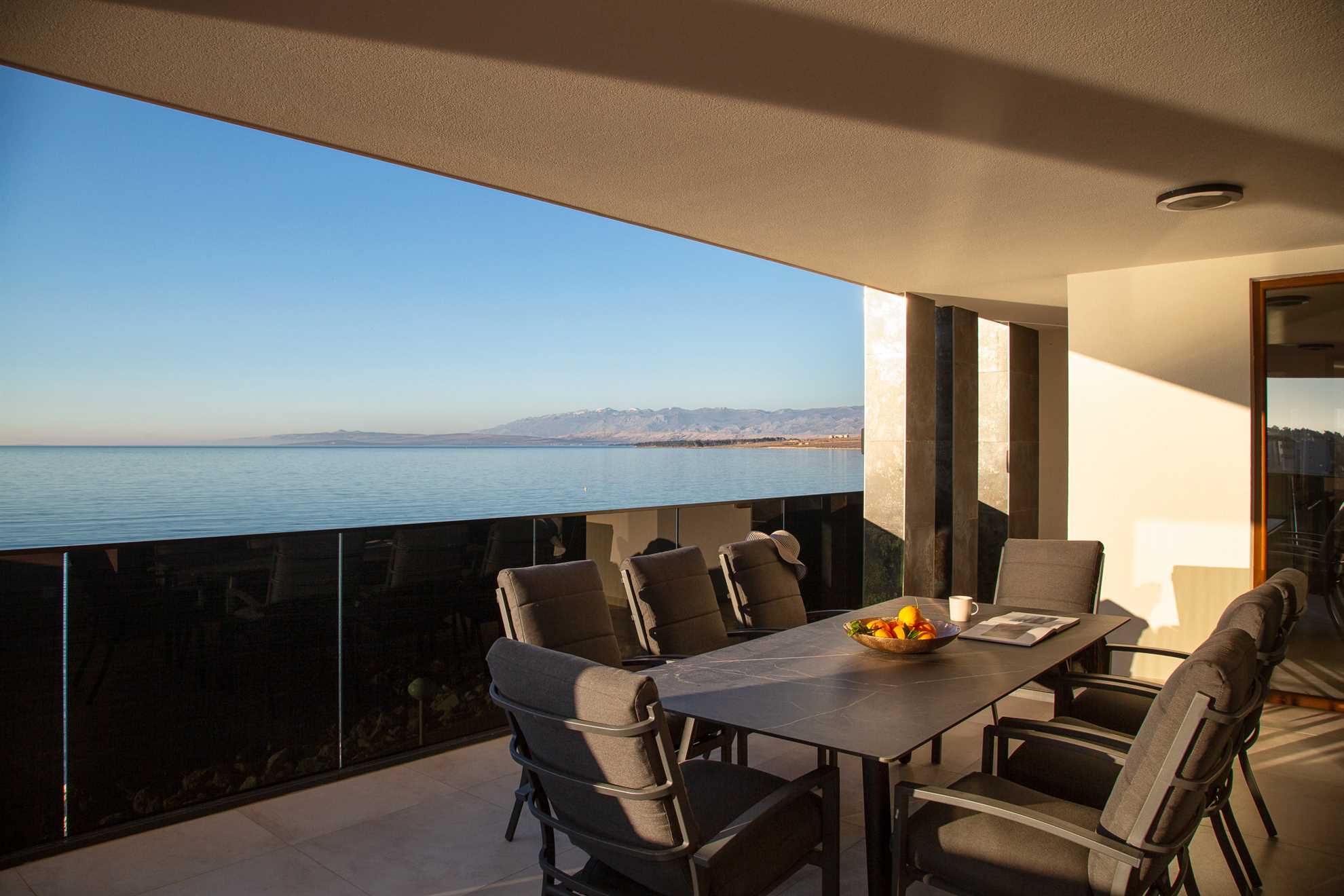Apartment for 8 persons | 20 m from the sea | 2 swimming pools