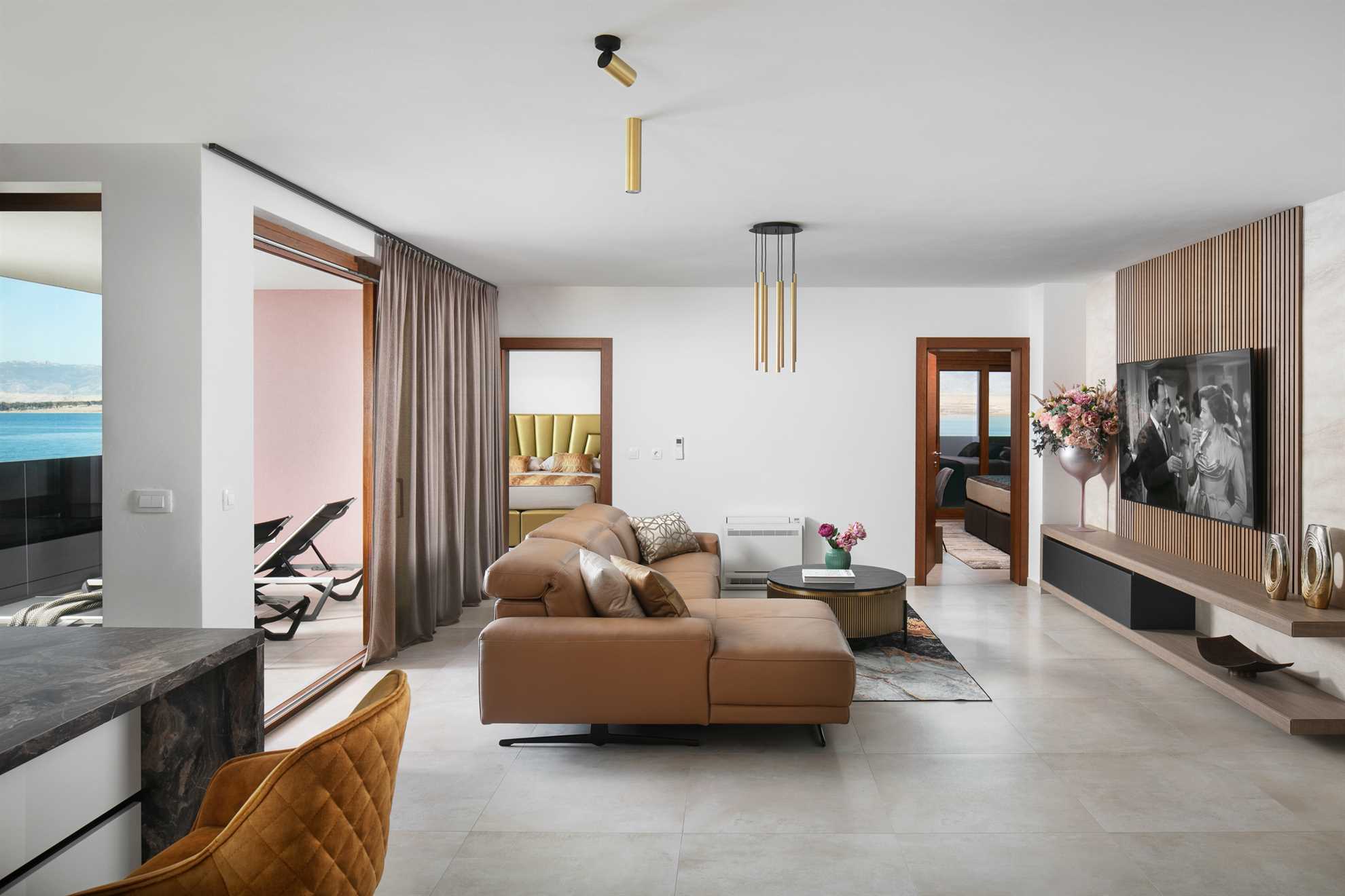 Apartment for 8 persons | 20 m from the sea | 2 swimming pools