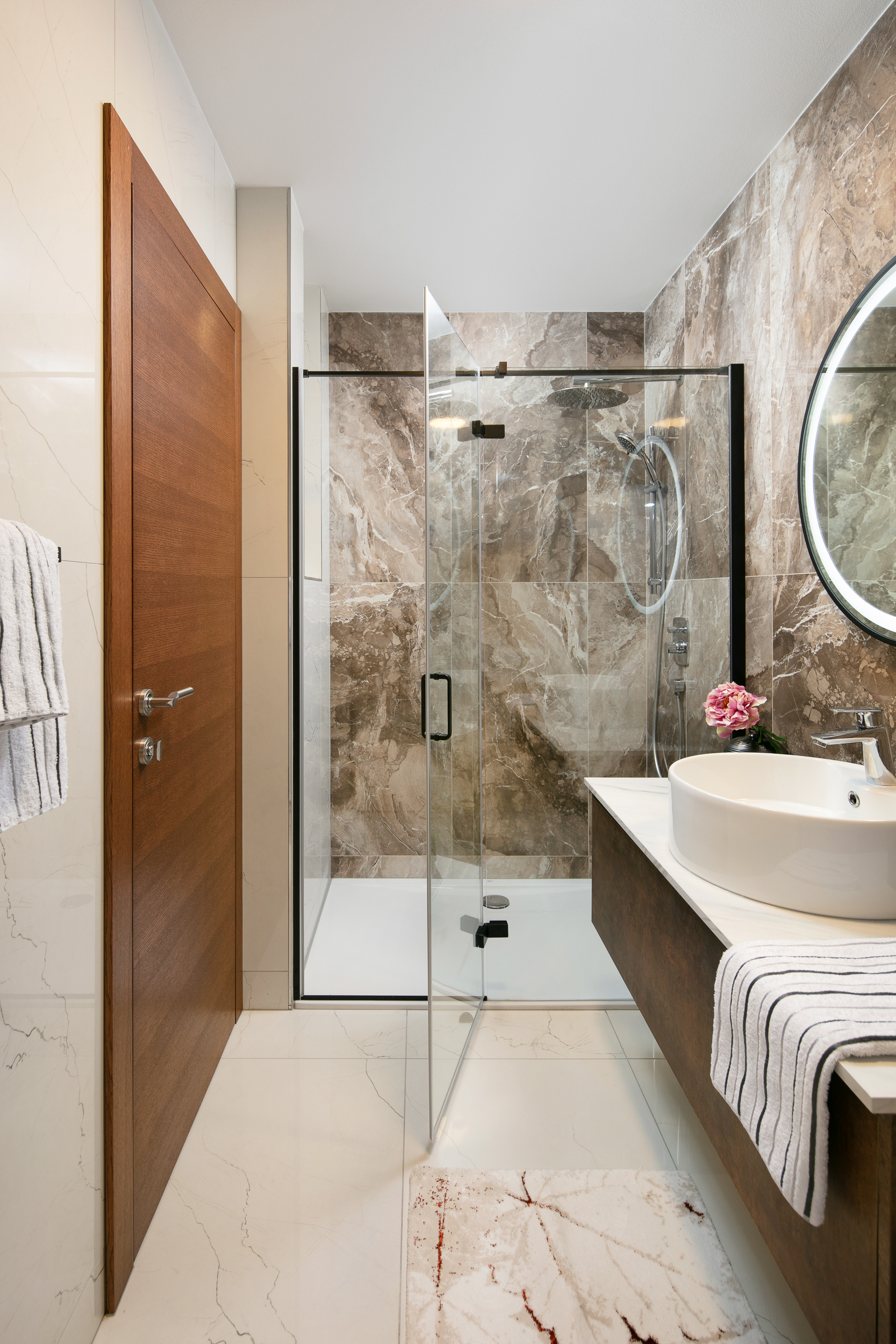 New and modern apartment | for 4 persons | Sea view | Swimming pool
