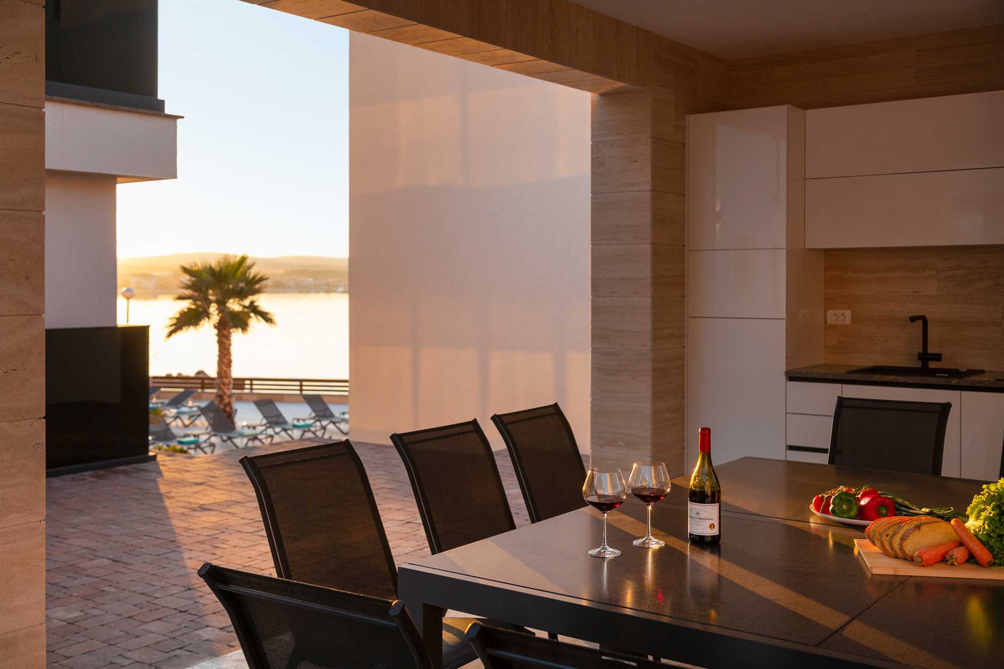 5 stars apartmant | seaview | just 20 m from beach