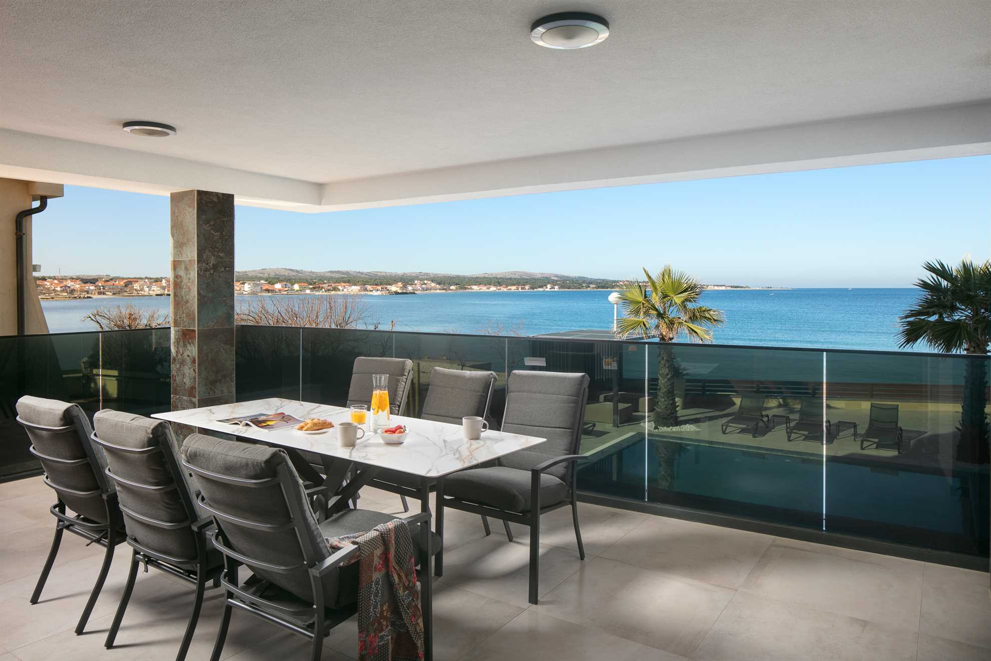 5 stars apartmant | seaview | just 20 m from beach