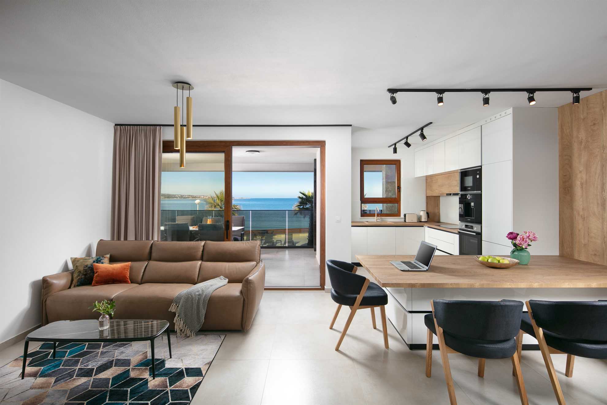 5 stars apartmant | seaview | just 20 m from beach