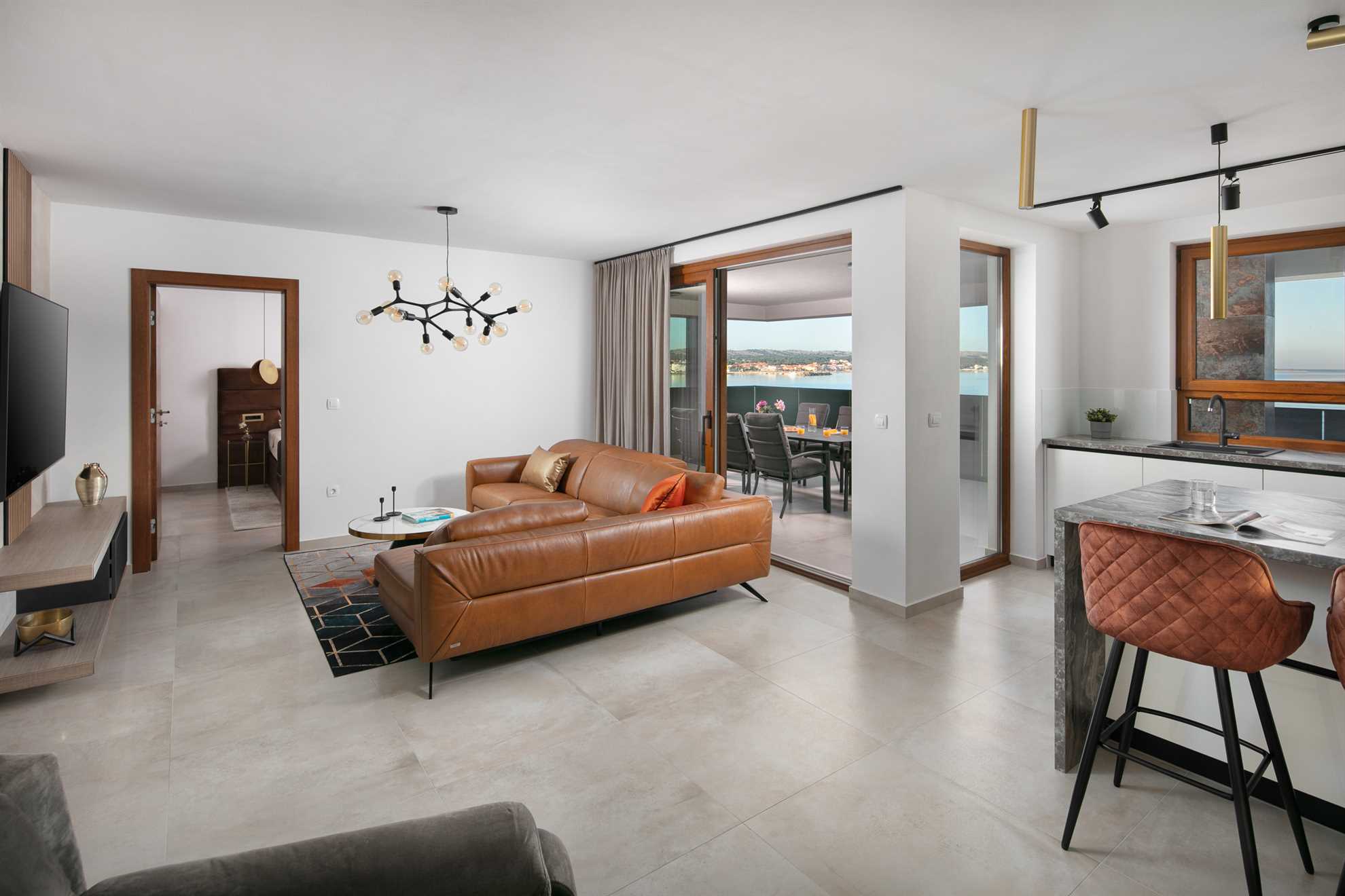 Luxorious apartment with sea view | just 20 m from beach | ideal for 4 persons