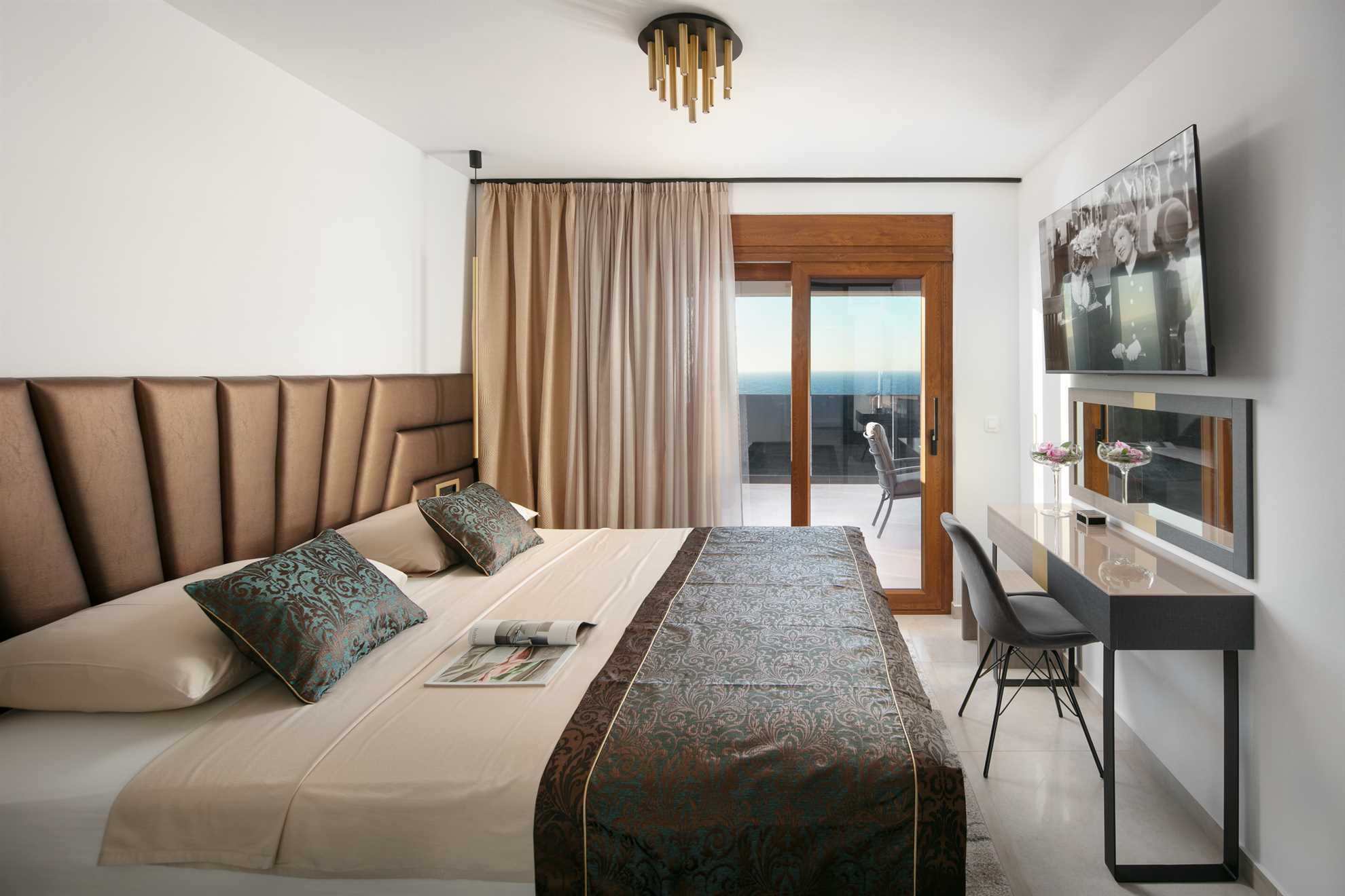 20 m from beach | luxorious apartment for 4 persons | with sea view