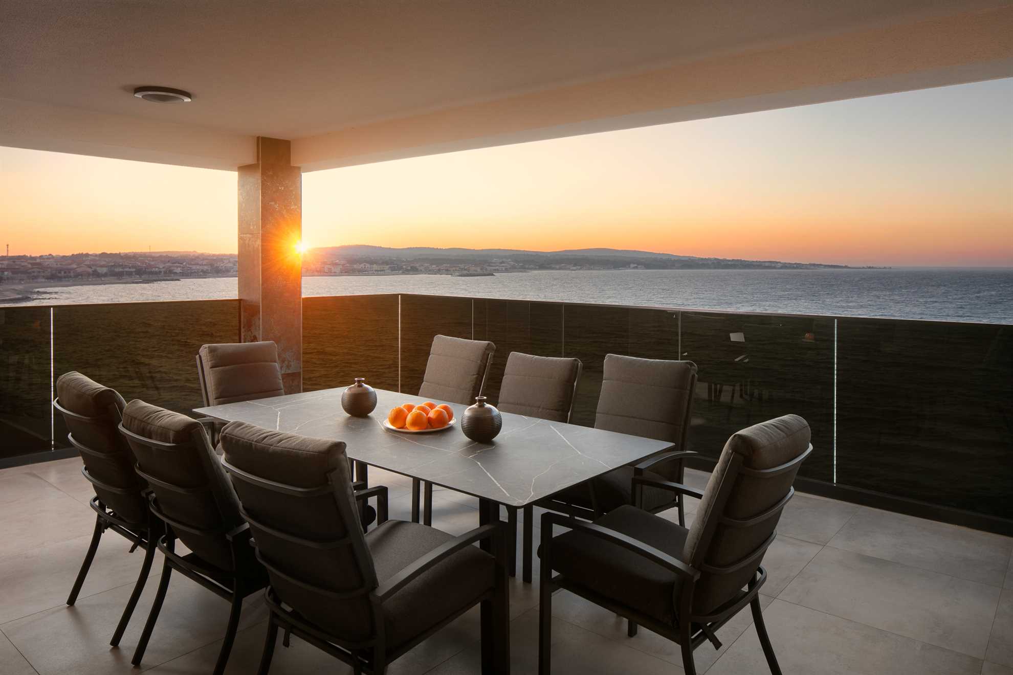 20 m from beach | luxorious apartment for 4 persons | with sea view