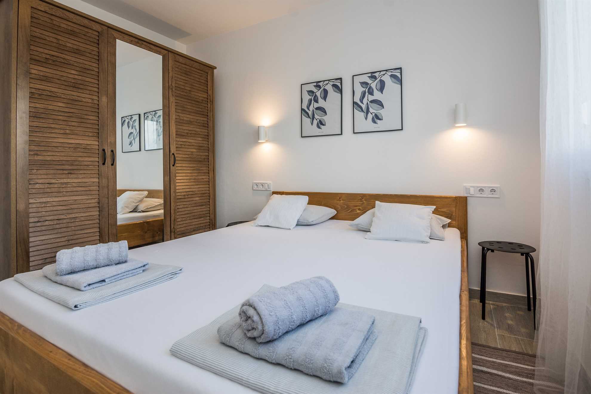 Modern apartment | ideal for 4-6 persons | 700m from the beach