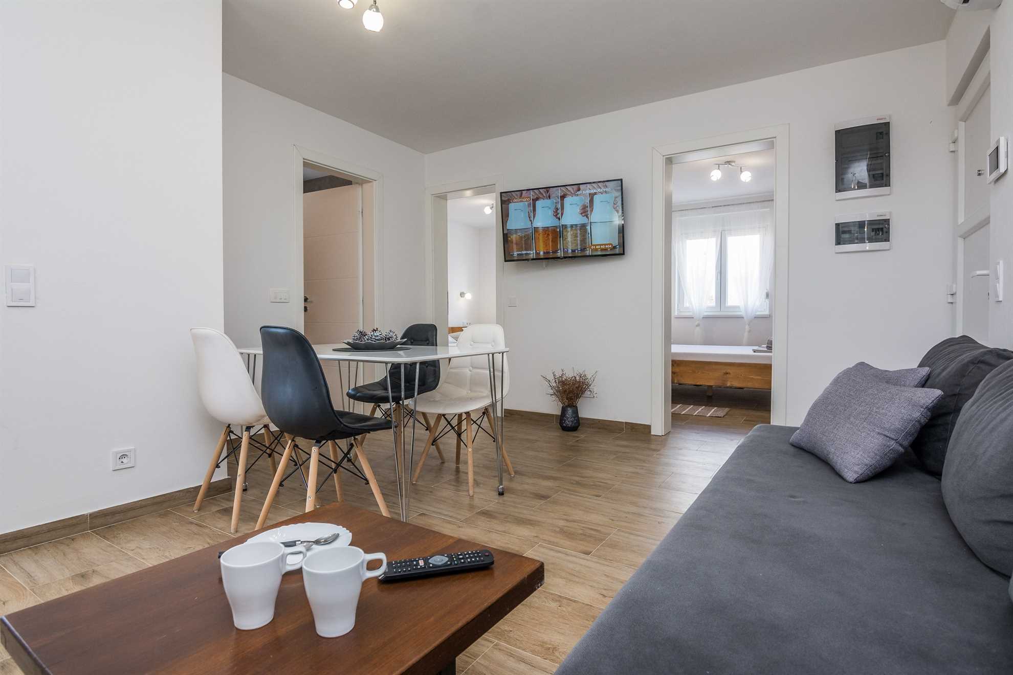 Newly furnished apartment | Quiet location | for 4-6 per.
