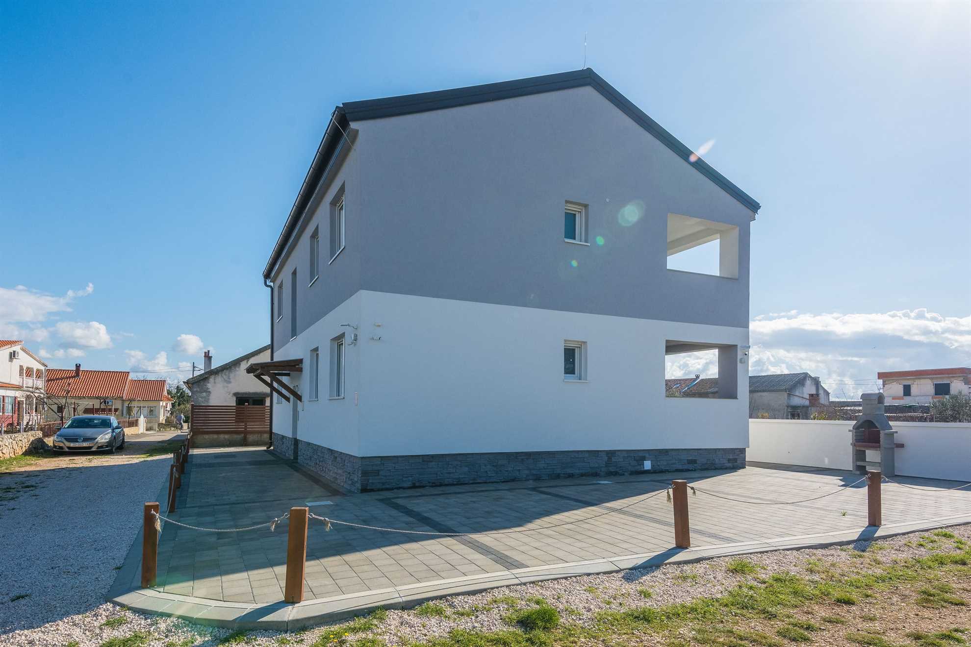 Newly furnished apartment | Quiet location | for 4-6 per.
