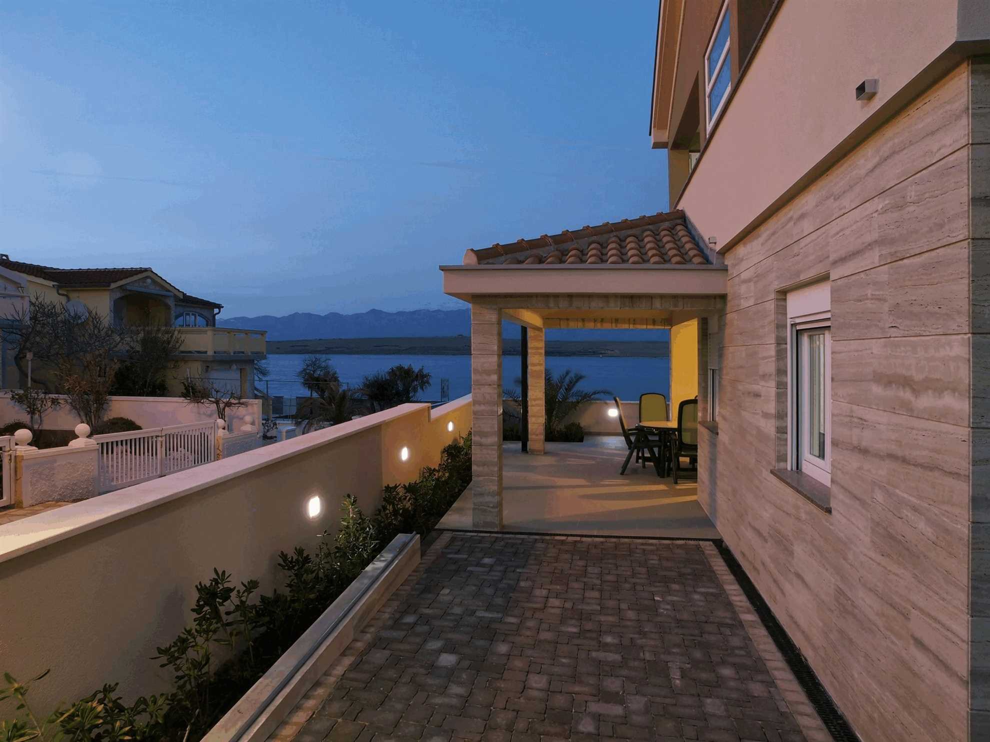 Near beach | Apartment for 2-4 per. | 42 m², air conditioning, satelite TV, Wi-Fi intenet