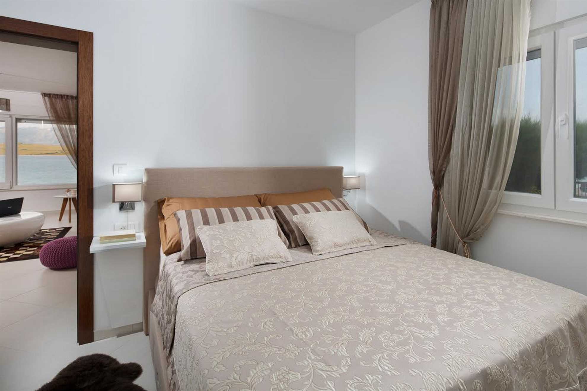 Just 10 meters to the sea | Holiday apartment for 4-6 persons