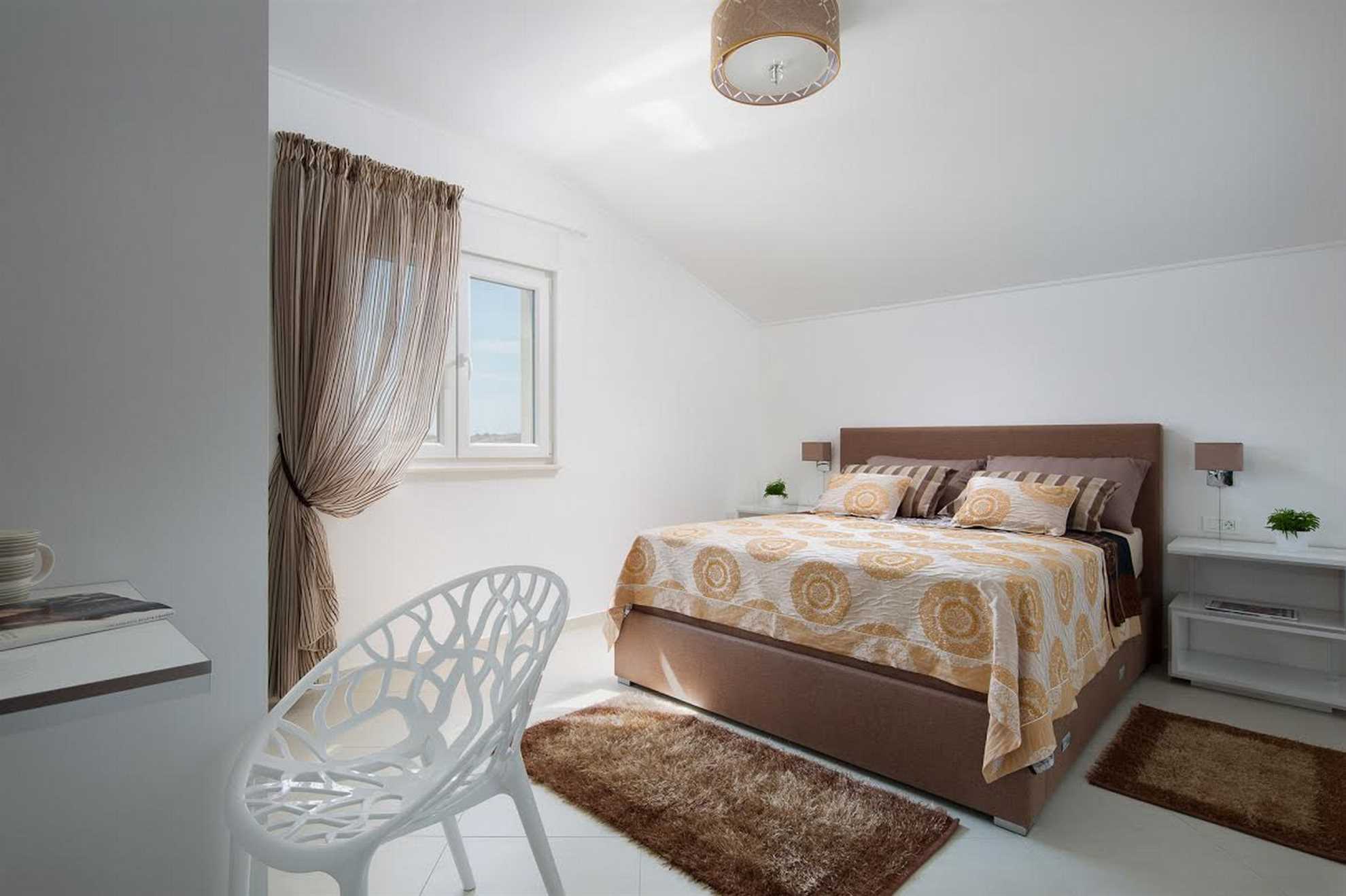 50 m² apartment for 2-4 pers. | Air conditioning, satellite TV, internet | Sea view