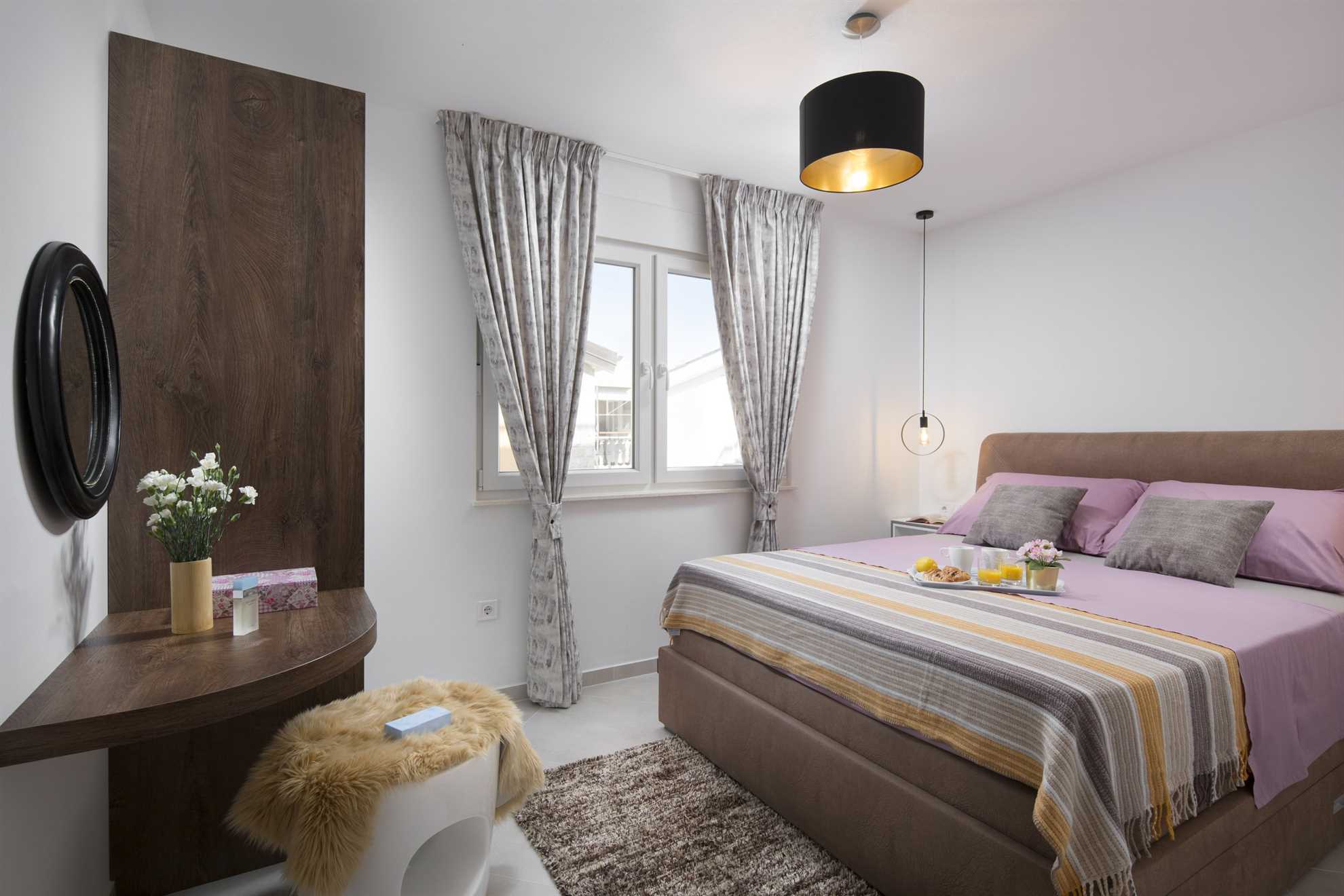 Luxorious apartment with sea view | just 30 m from beach | ideal for 2-4 persons